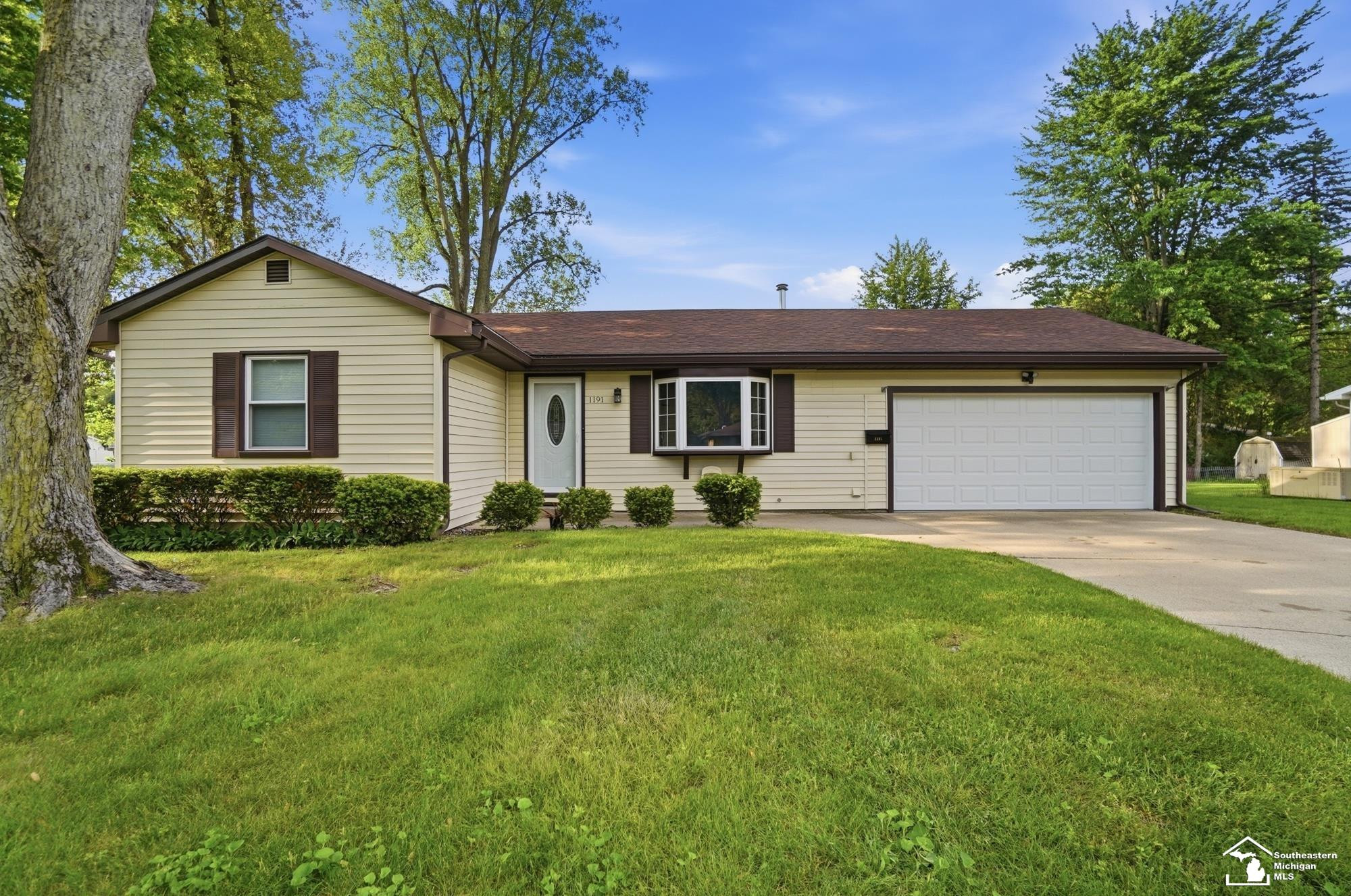 1191 Oakmont Drive, Temperance, MI 48182 — Photo 3