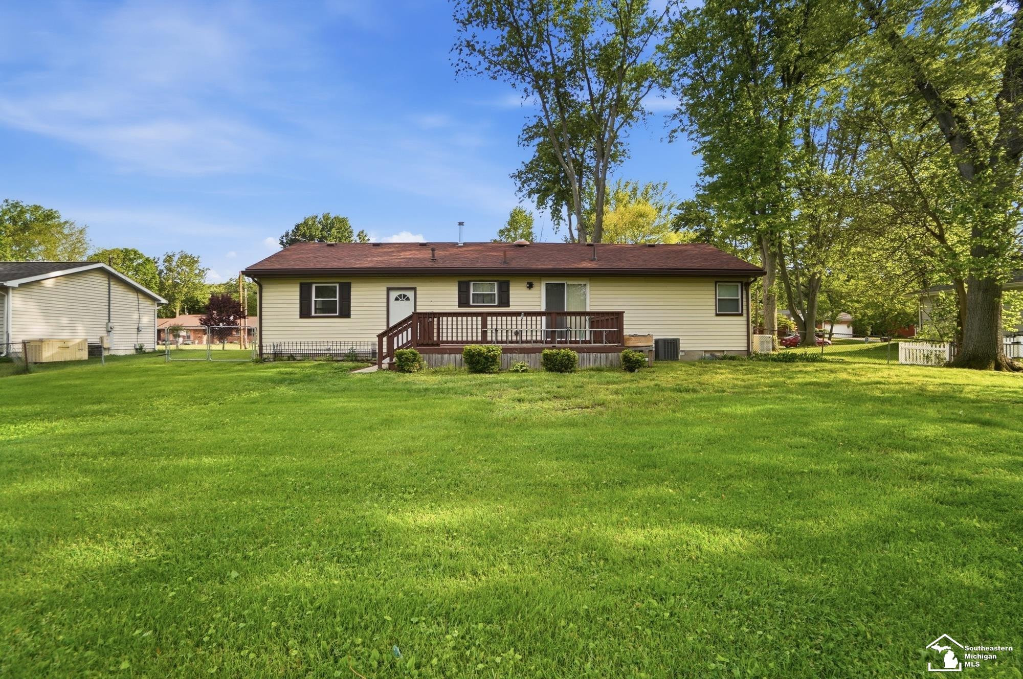 1191 Oakmont Drive, Temperance, MI 48182 — Photo 26