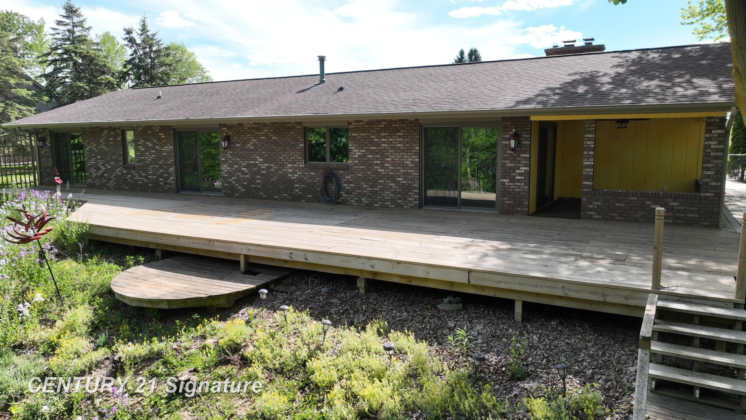 6728 N River Road, Freeland, MI 48623 — Photo 50