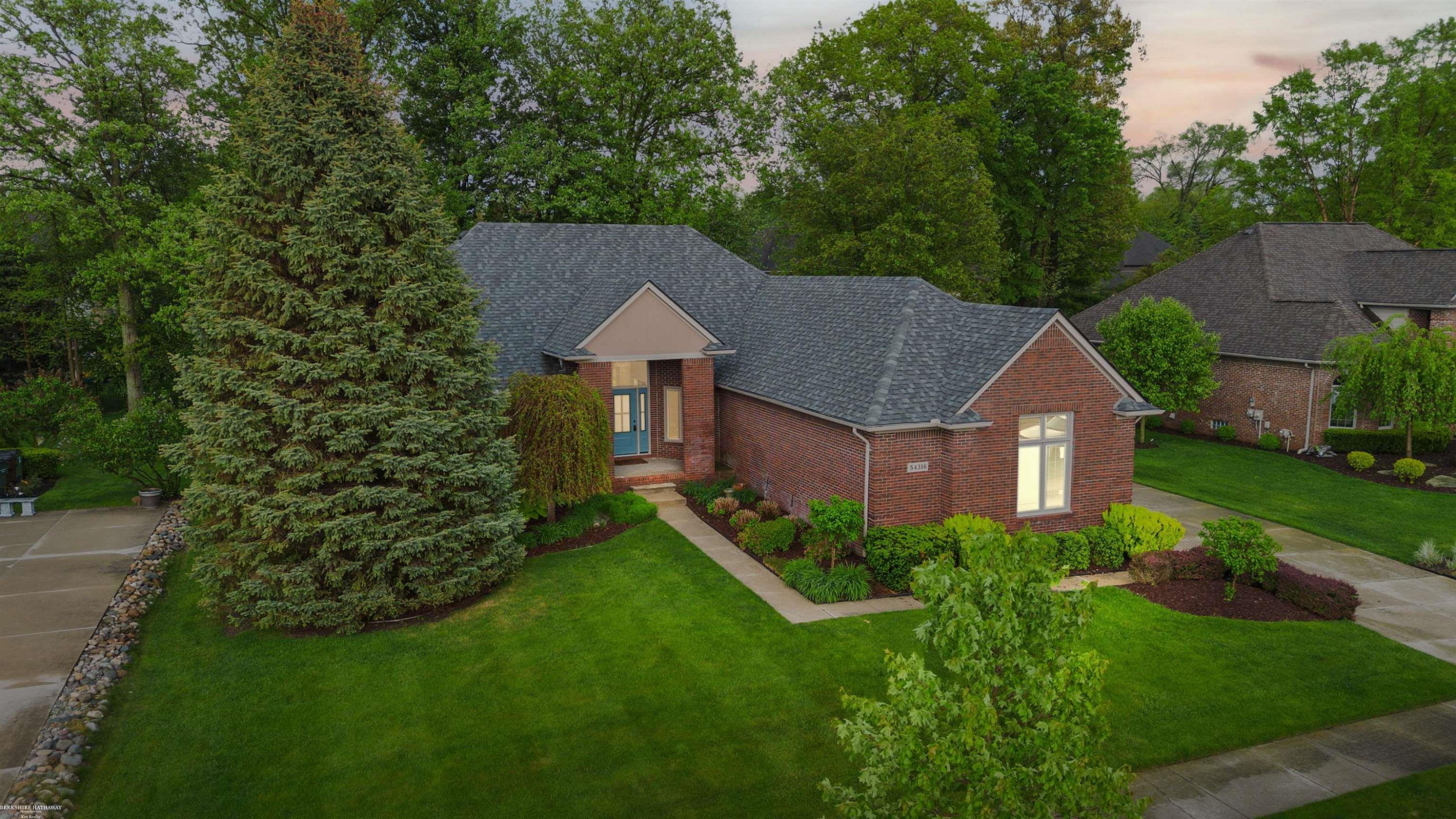 54316 Black Cherry Lane, Shelby Twp, MI 48315 — Photo 8