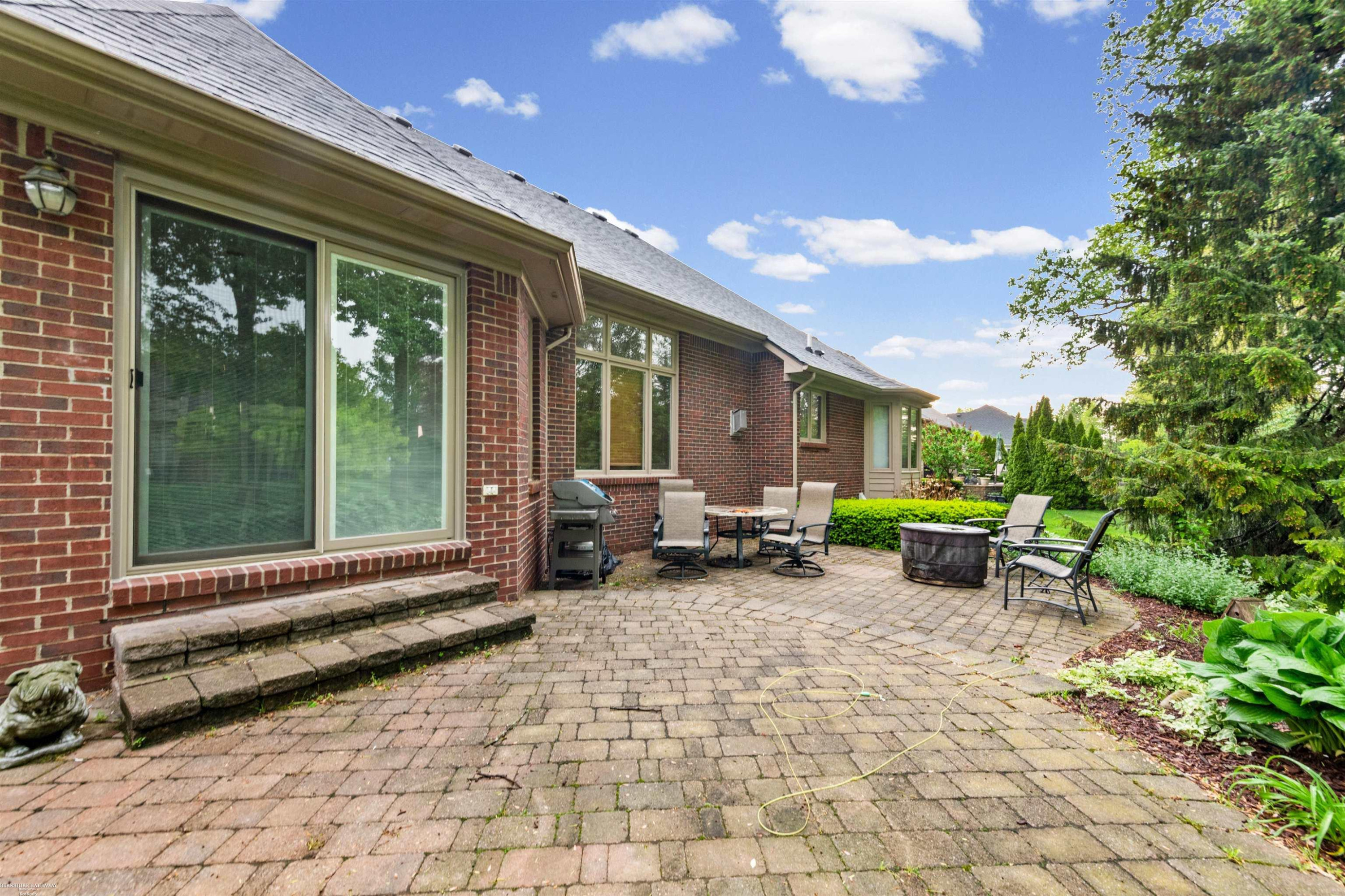 54316 Black Cherry Lane, Shelby Twp, MI 48315 — Photo 22