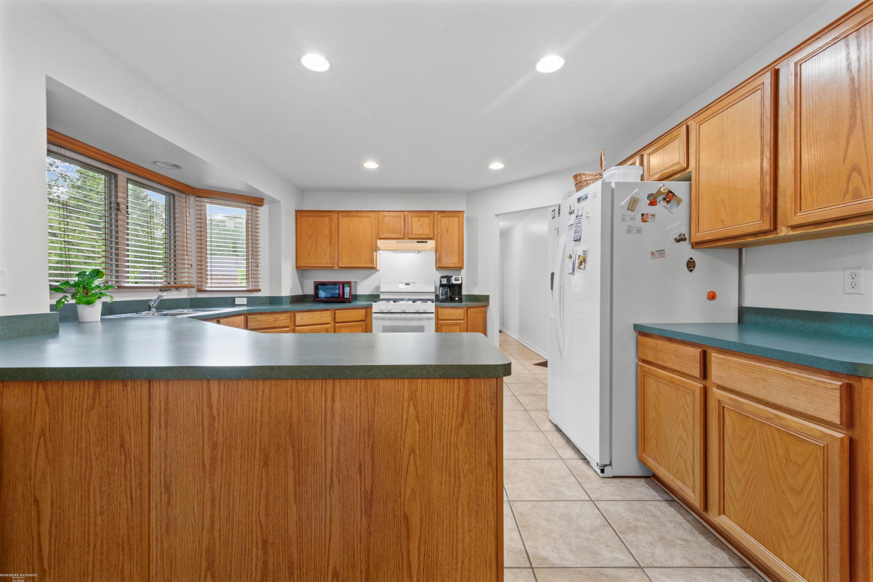 54316 Black Cherry Lane, Shelby Twp, MI 48315 — Photo 28