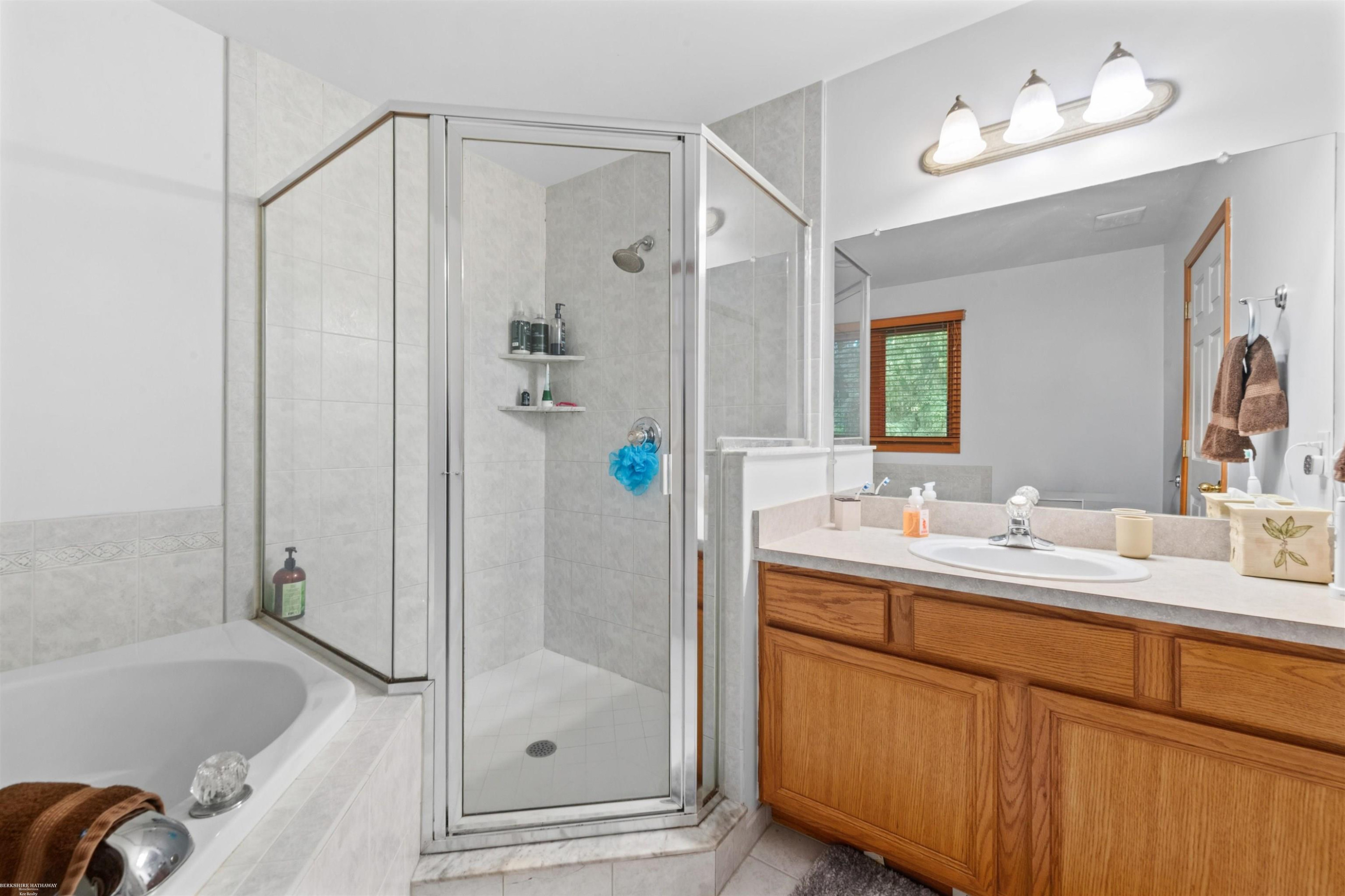 54316 Black Cherry Lane, Shelby Twp, MI 48315 — Photo 39