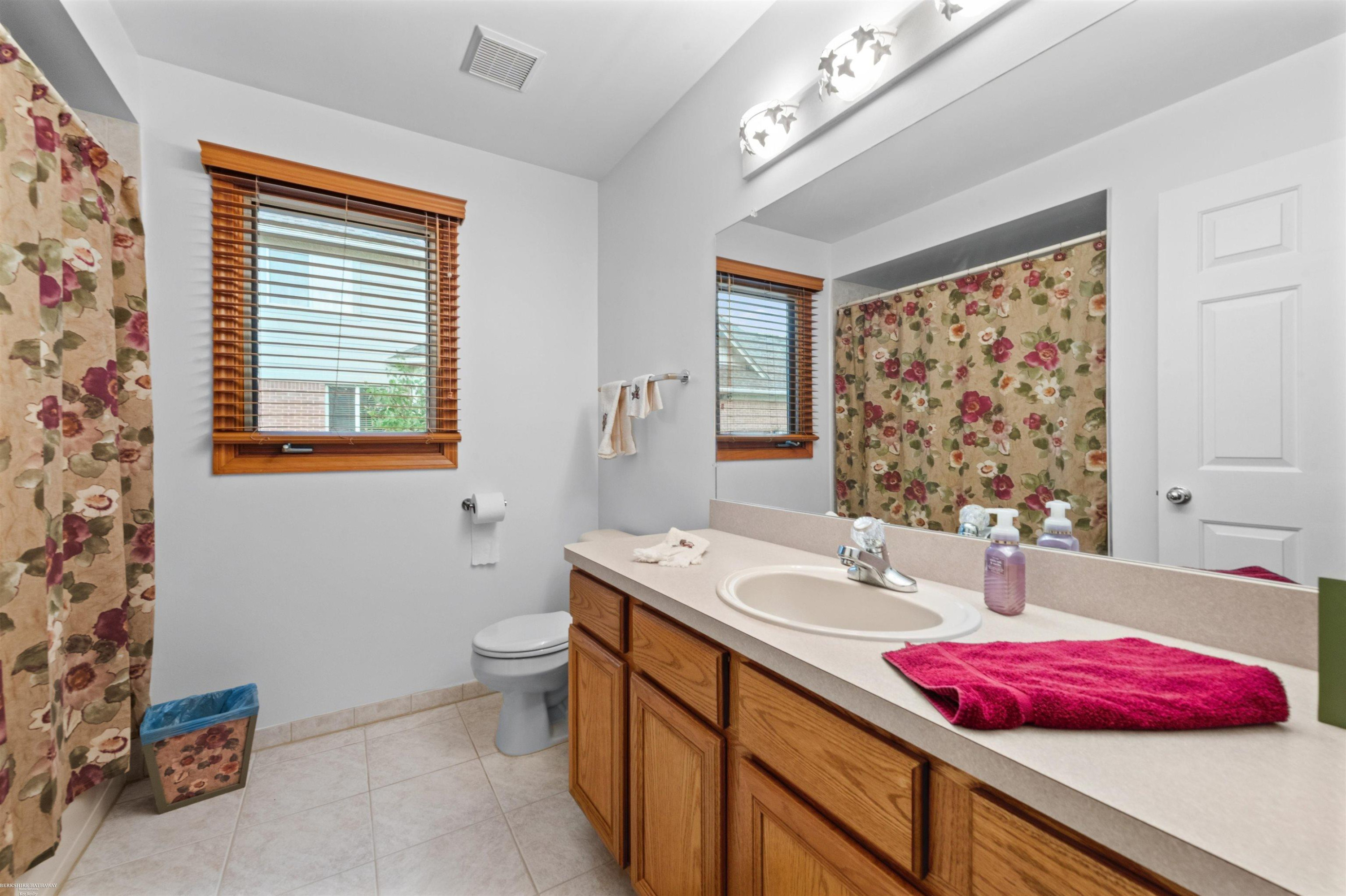 54316 Black Cherry Lane, Shelby Twp, MI 48315 — Photo 40