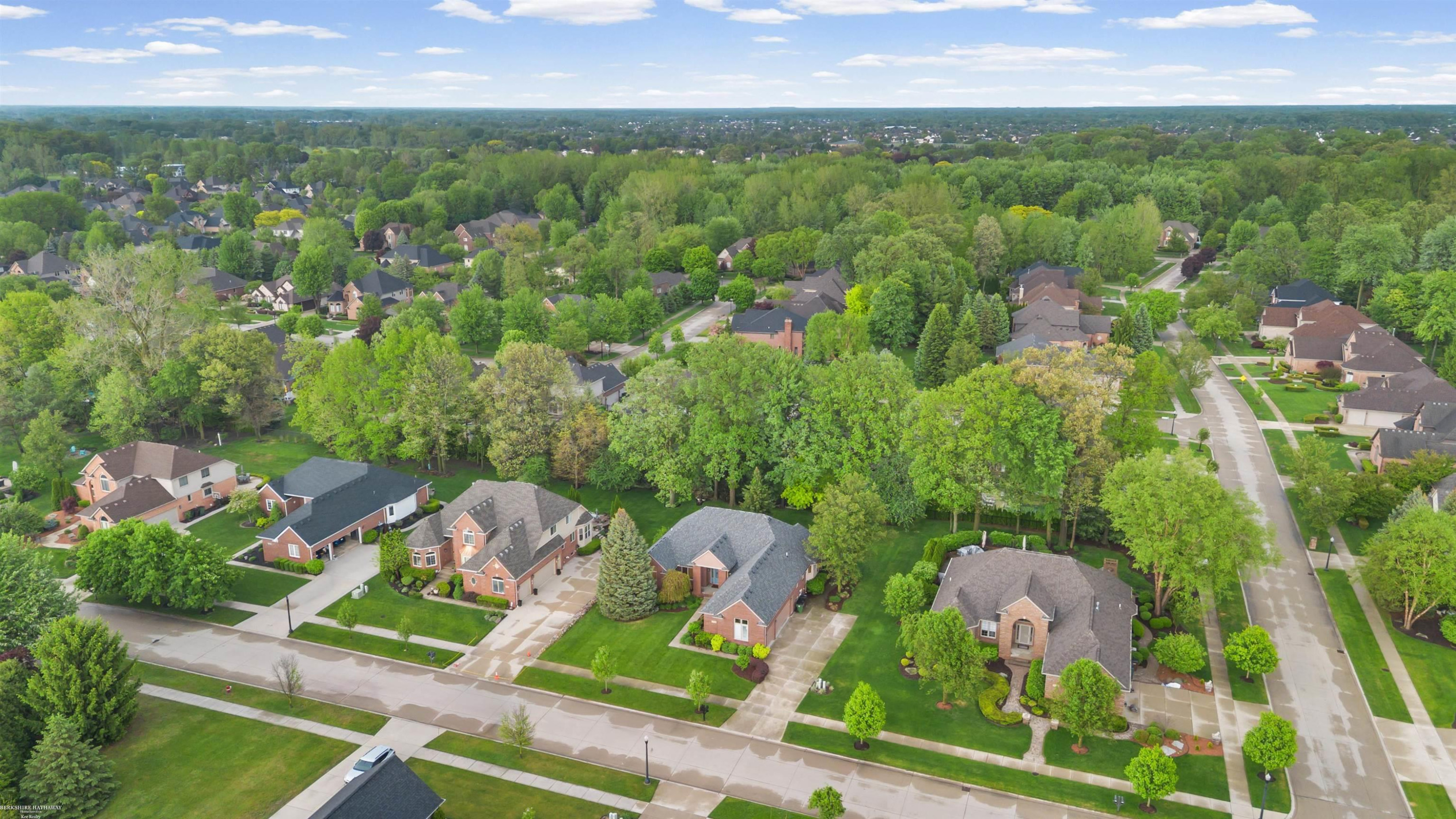 54316 Black Cherry Lane, Shelby Twp, MI 48315 — Photo 56