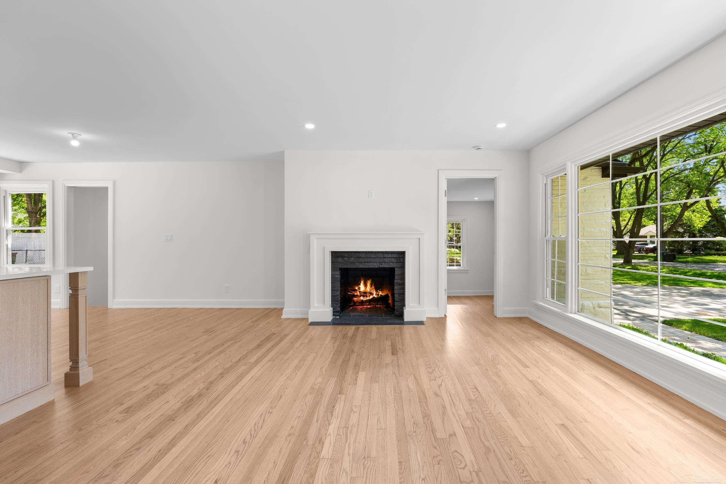 15856 Birwood Avenue, Beverly Hills, MI 48025 — Photo 9