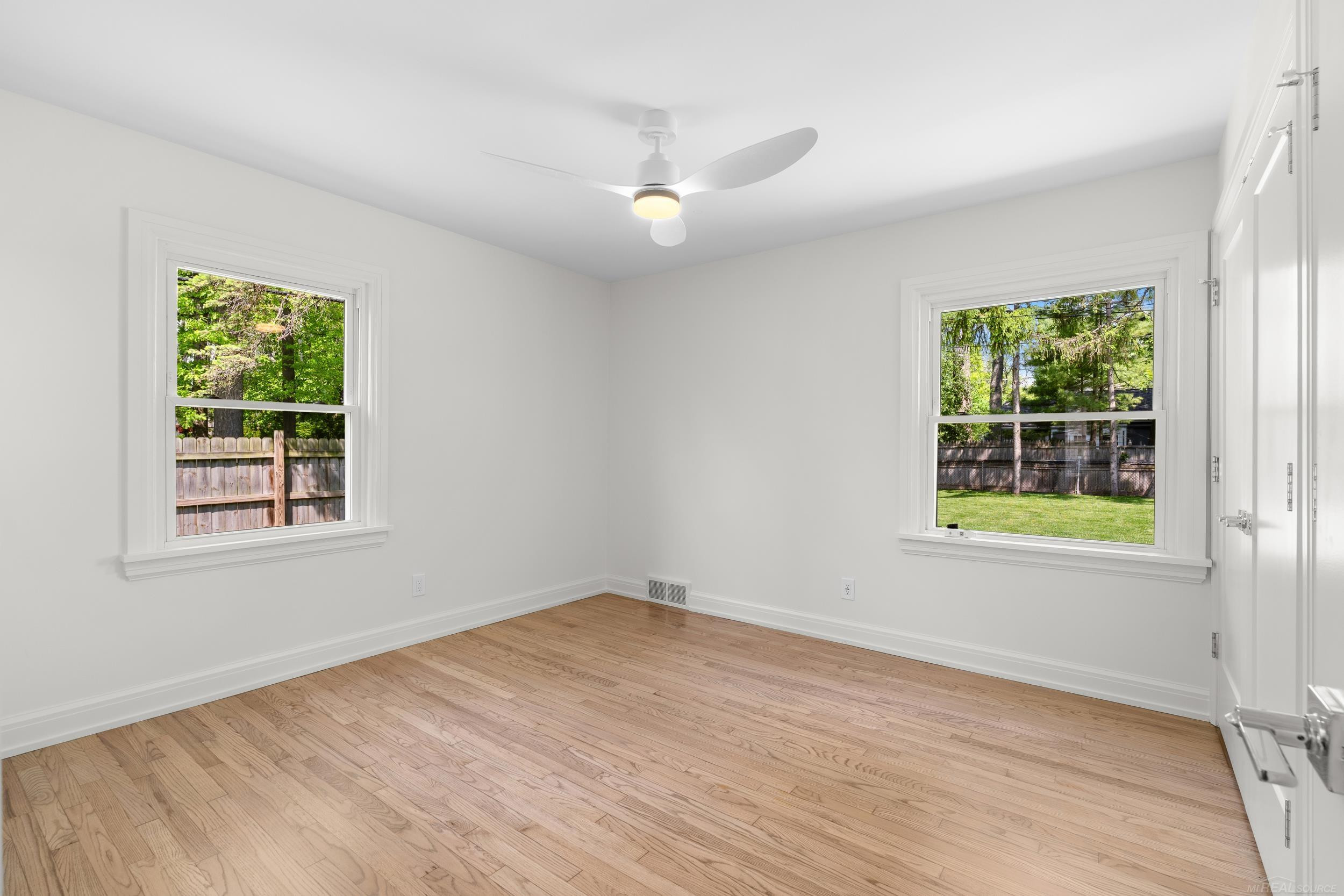 15856 Birwood Avenue, Beverly Hills, MI 48025 — Photo 18