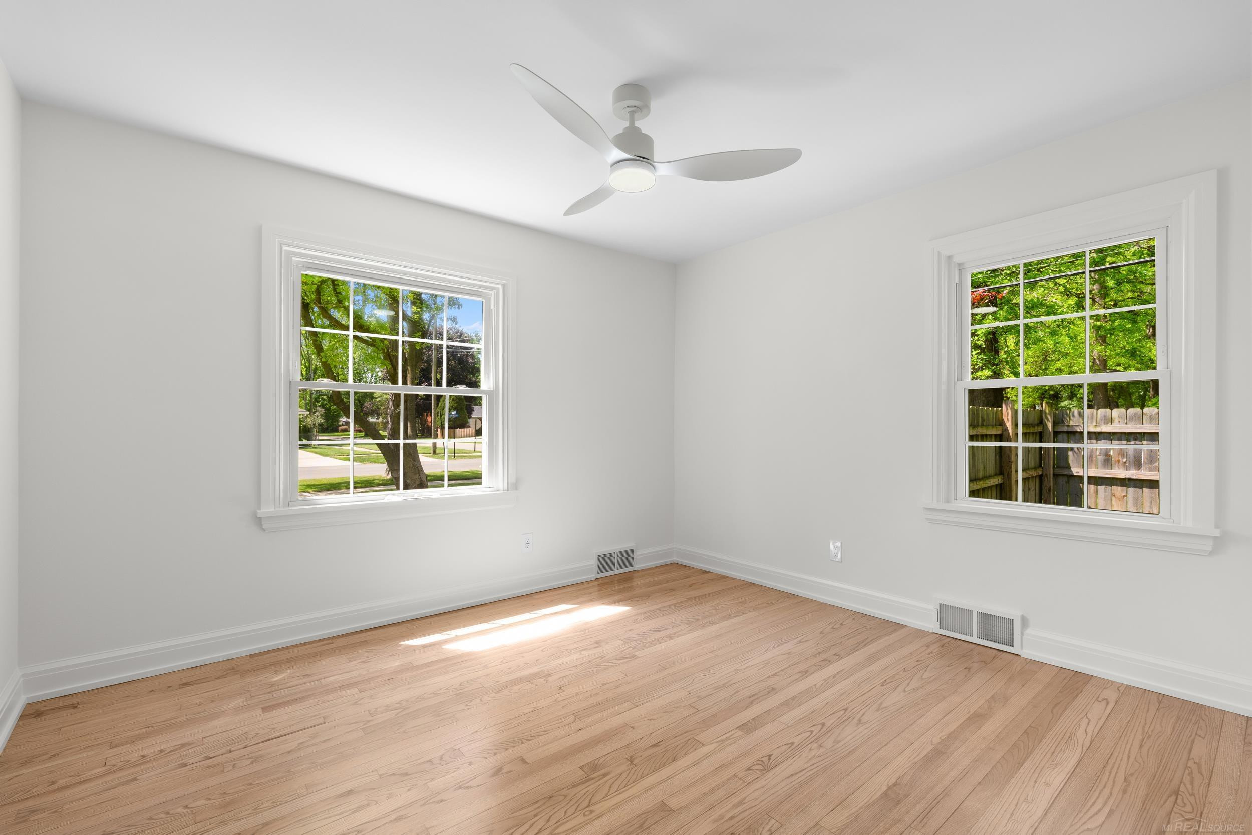 15856 Birwood Avenue, Beverly Hills, MI 48025 — Photo 20