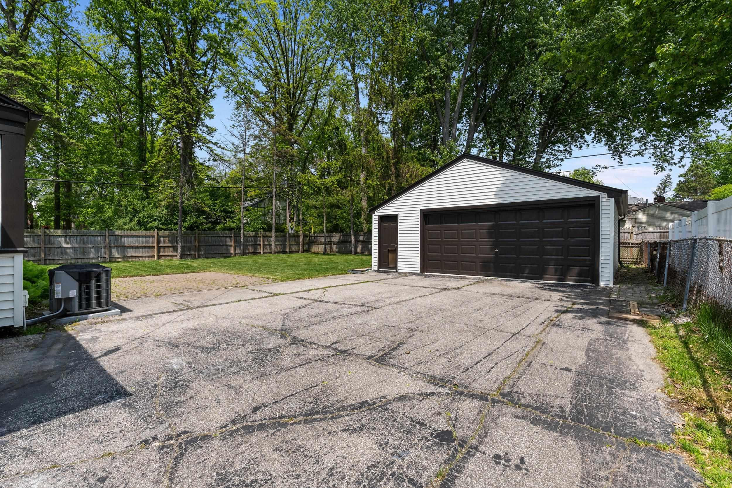 15856 Birwood Avenue, Beverly Hills, MI 48025 — Photo 31