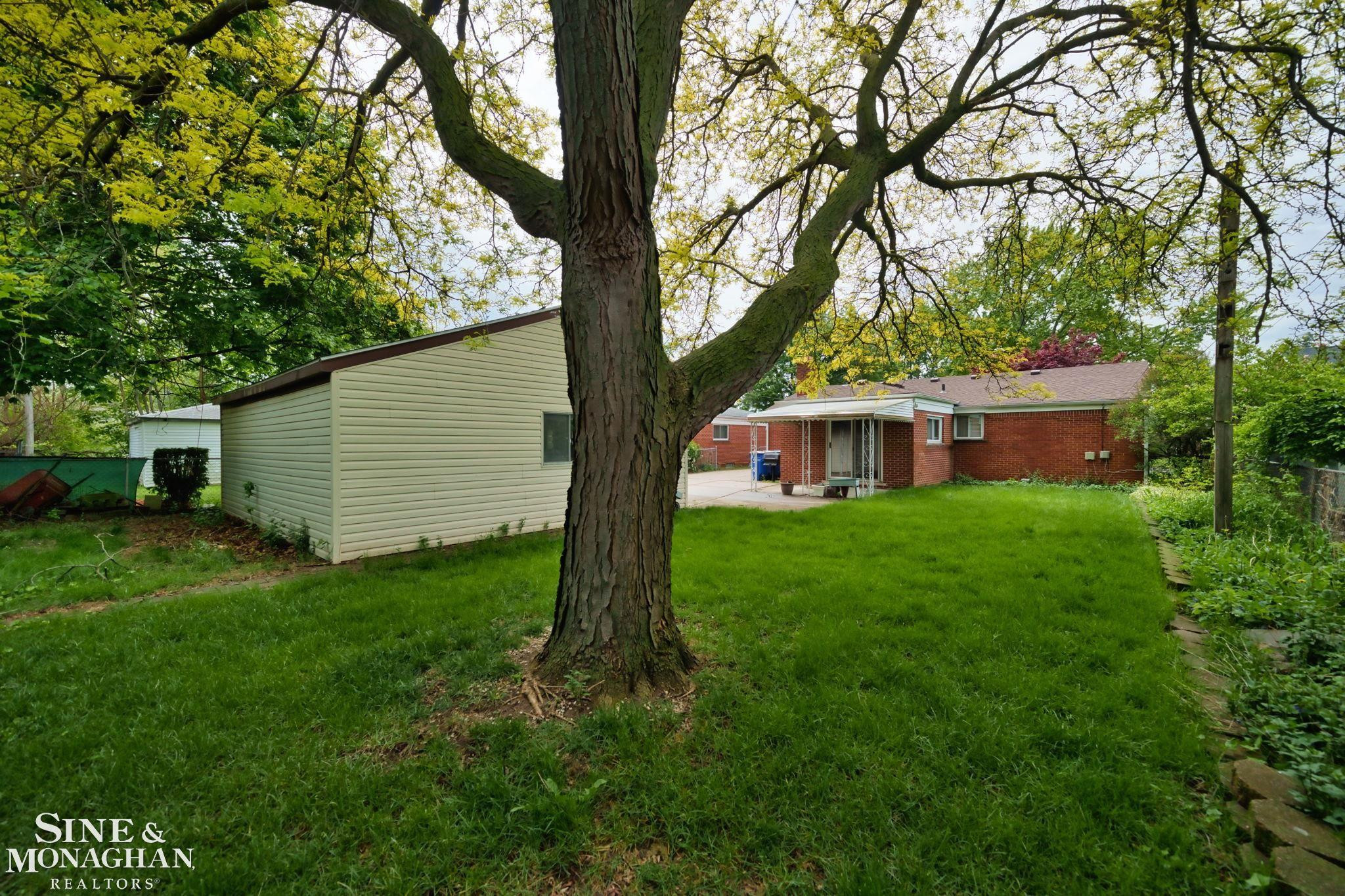 27474 Norma Drive, Warren, MI 48093 — Photo 36