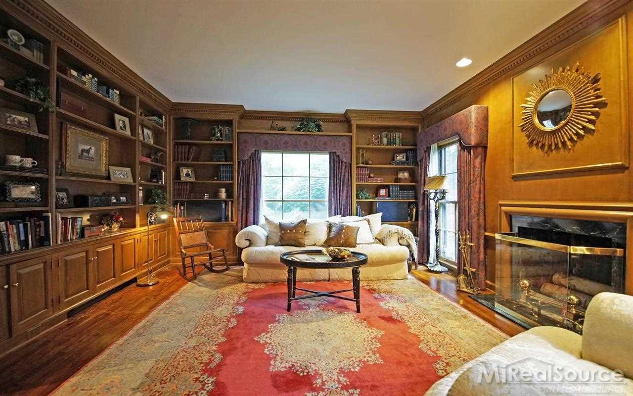45 Lakecrest Lane, Grosse Pointe Farms, MI 48236 — Photo 12