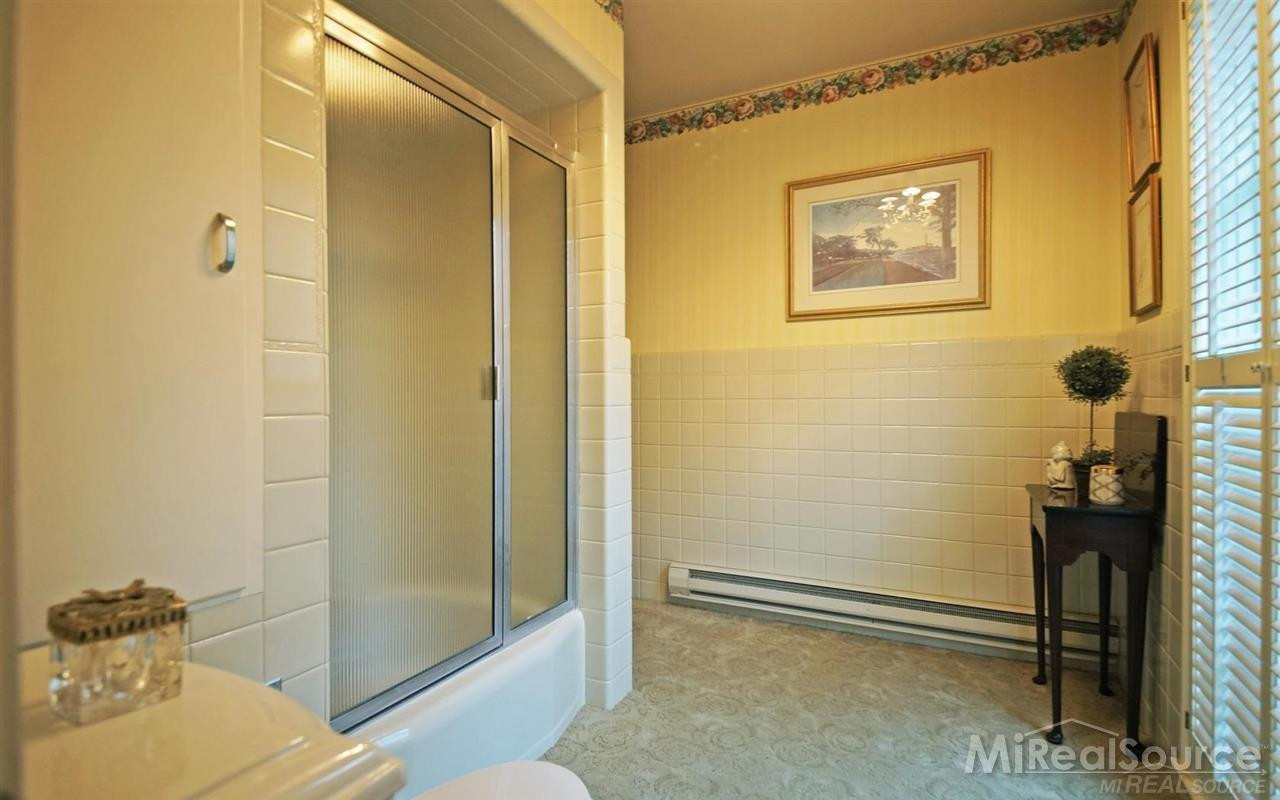 45 Lakecrest Lane, Grosse Pointe Farms, MI 48236 — Photo 14