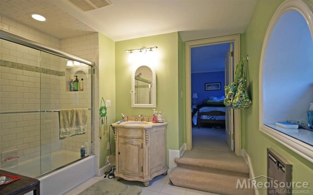 45 Lakecrest Lane, Grosse Pointe Farms, MI 48236 — Photo 20
