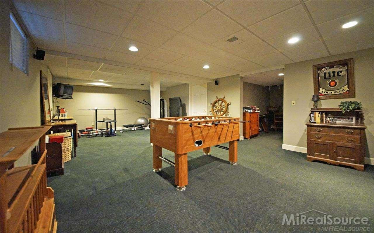 45 Lakecrest Lane, Grosse Pointe Farms, MI 48236 — Photo 23