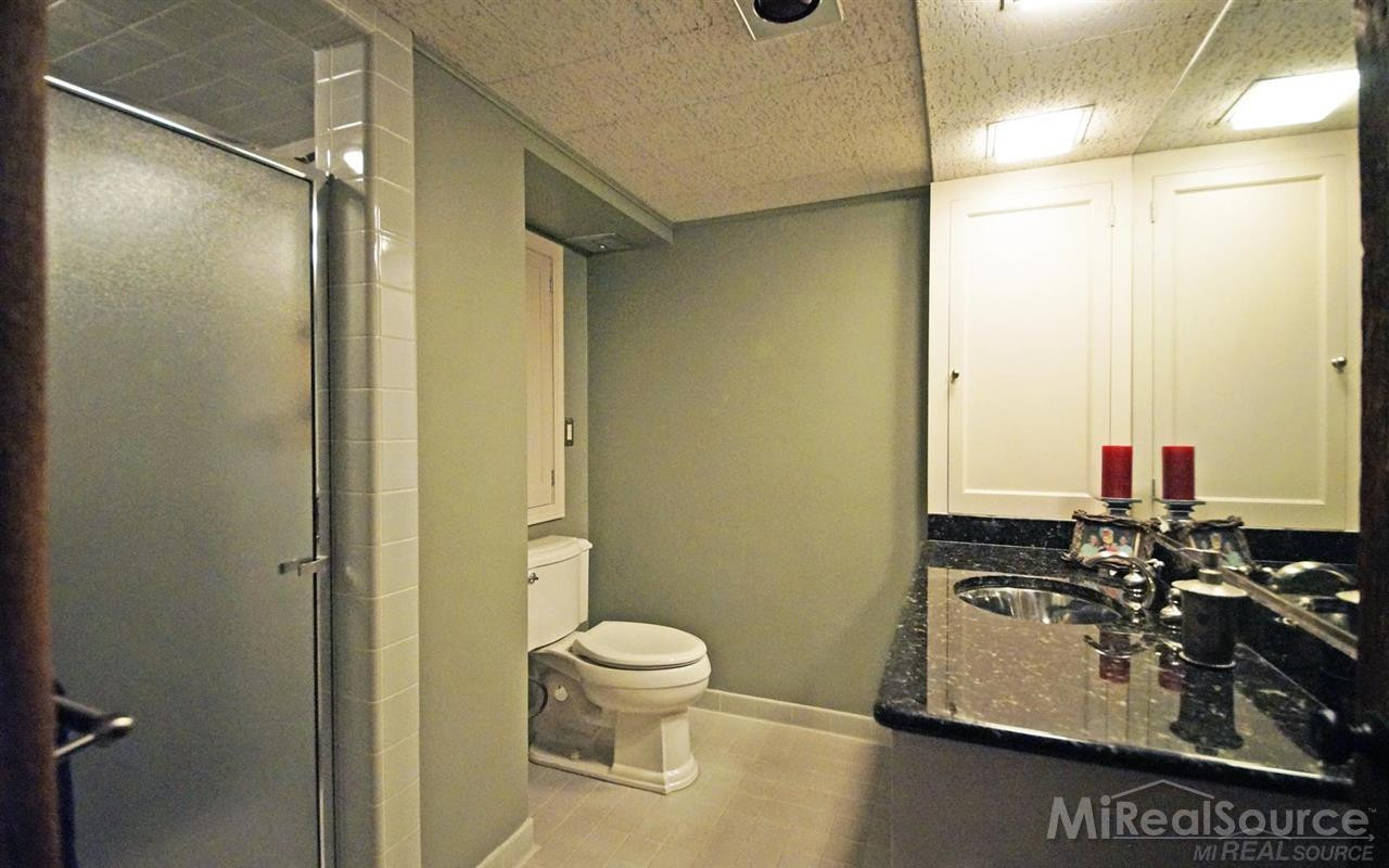 45 Lakecrest Lane, Grosse Pointe Farms, MI 48236 — Photo 26