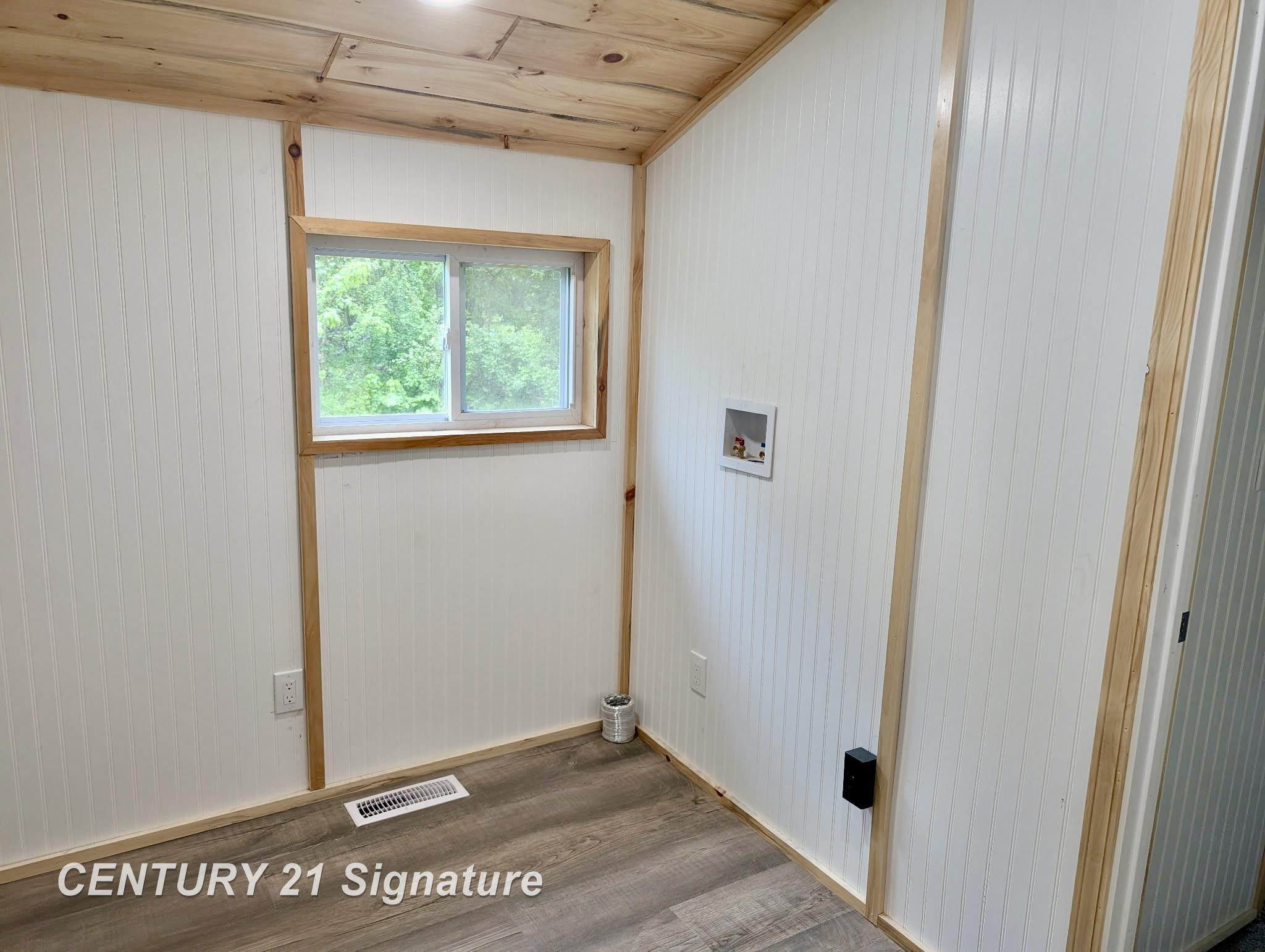 345 Shattuck Road, Saginaw, MI 48604 — Photo 9