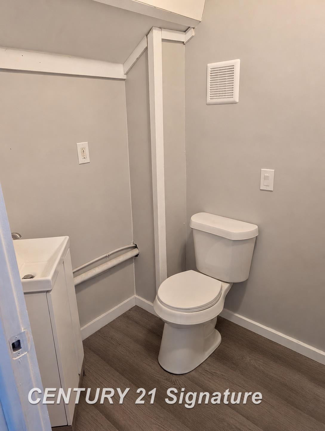 345 Shattuck Road, Saginaw, MI 48604 — Photo 11