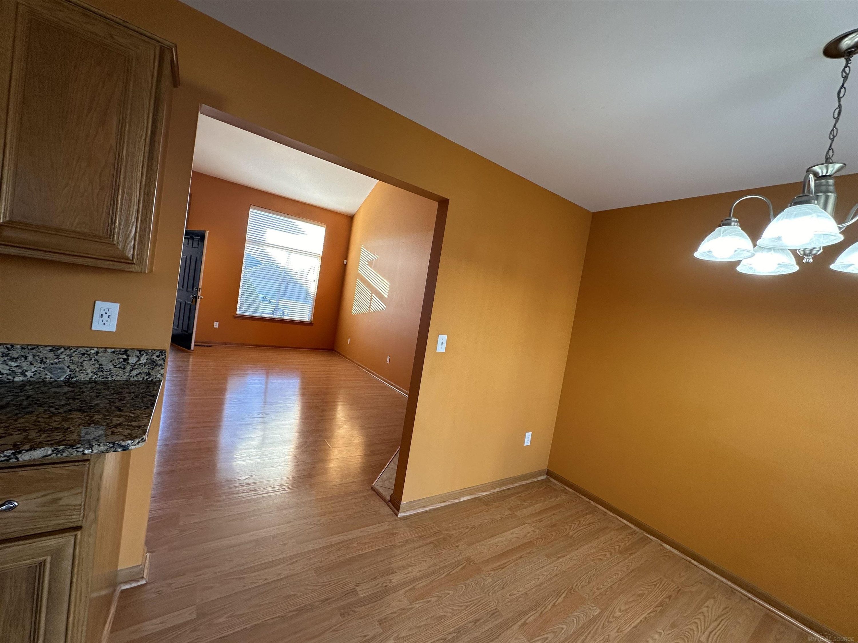 45344 Debbie Court, MI 48042 — Photo 15