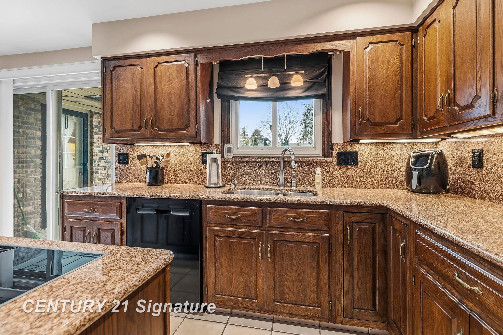 3575 E Marcus Drive, Saginaw, MI 48603 — Photo 14