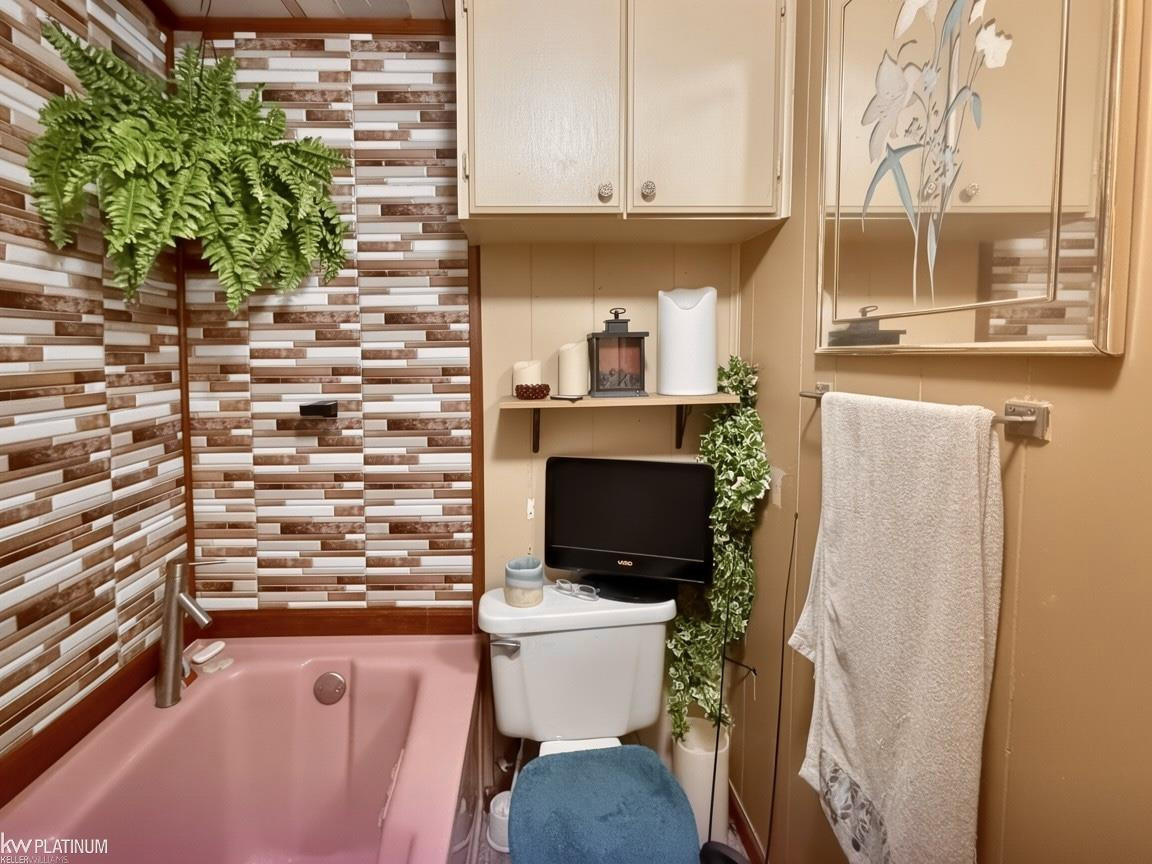 21204 La Porte Circle, Macomb, MI 48044 — Photo 11