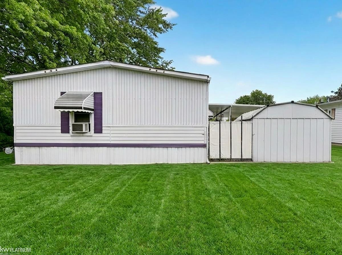 21204 La Porte Circle, Macomb, MI 48044 — Photo 20