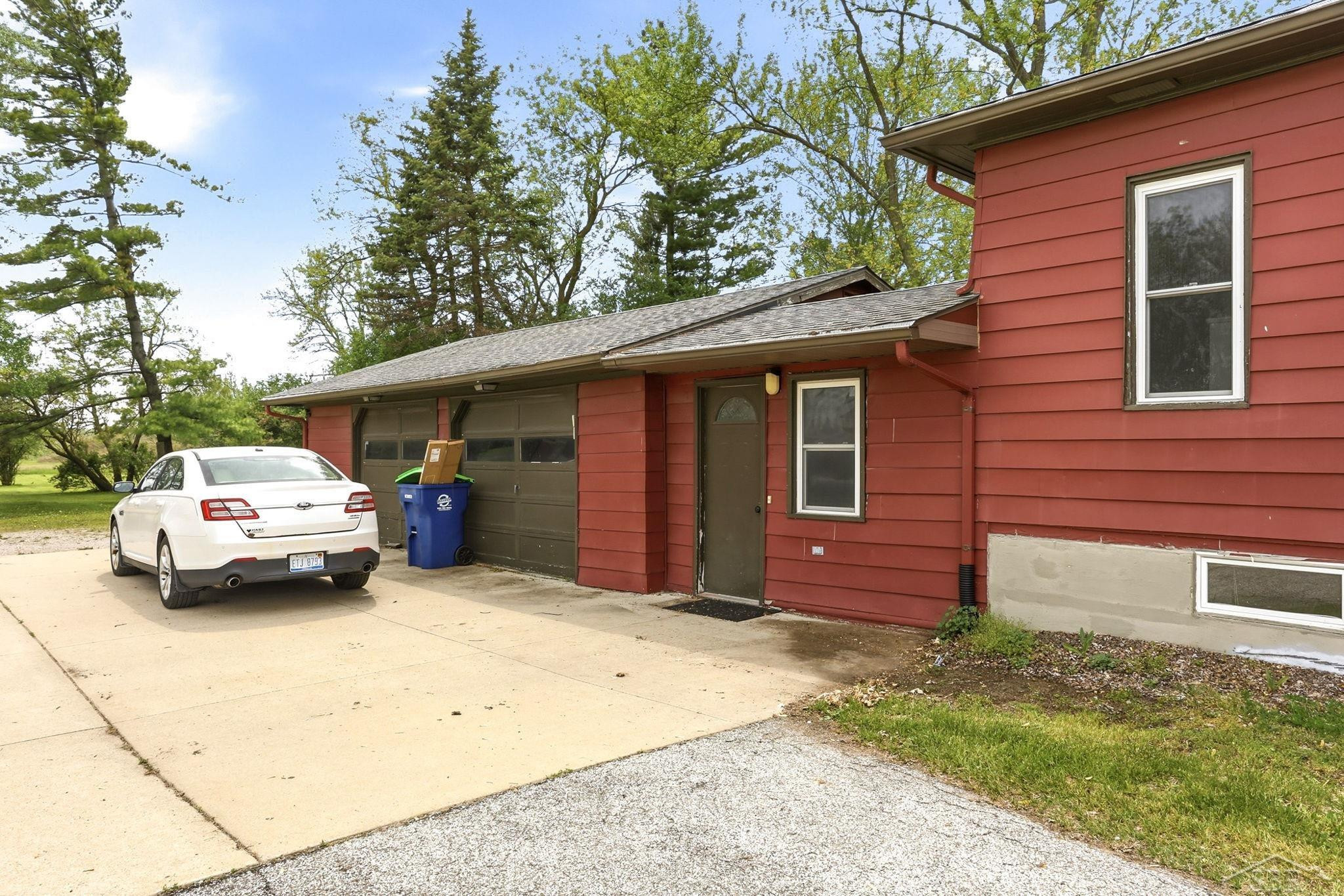 3285 Kochville Road, Saginaw, MI 48604 — Photo 32