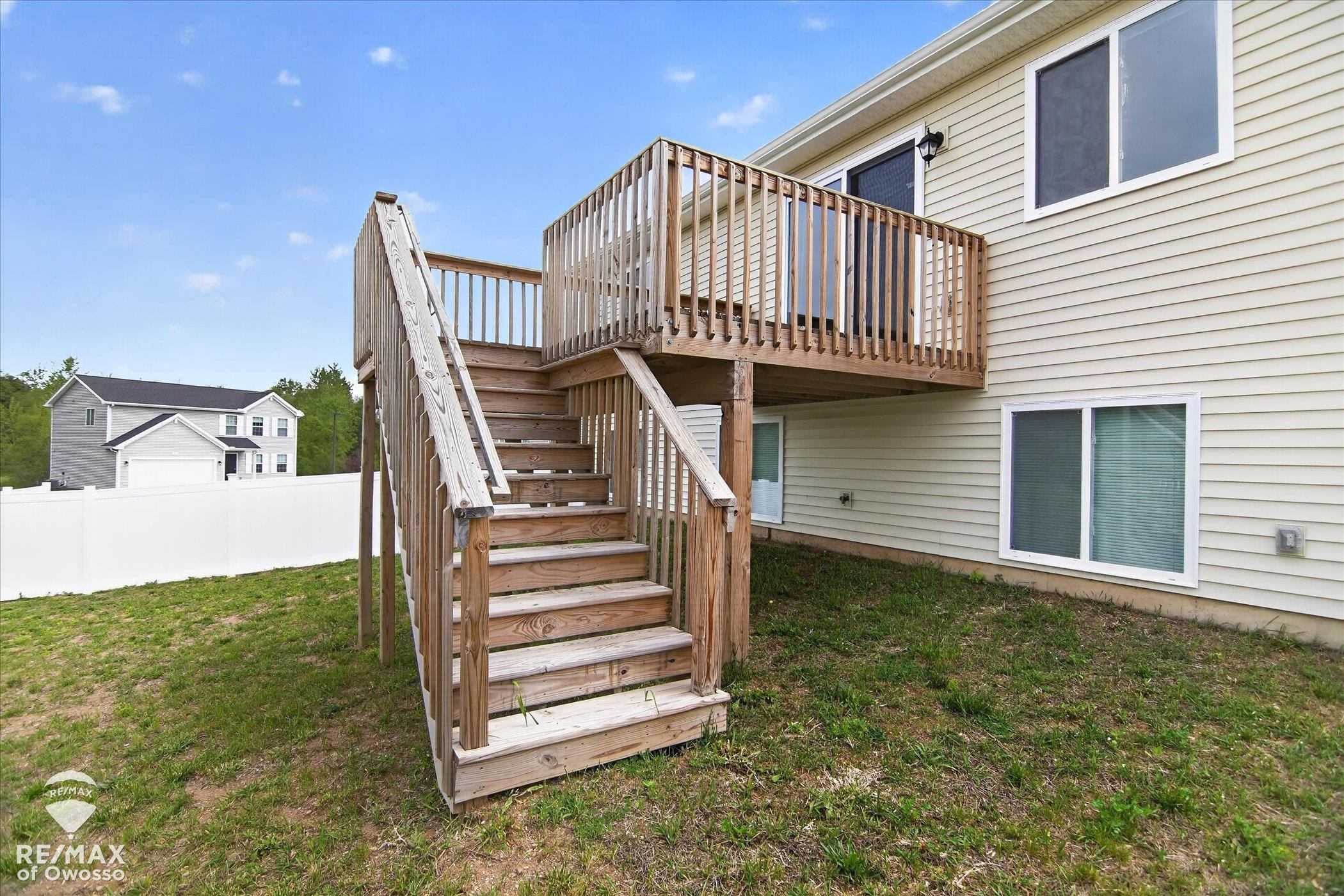 604 Muirfield Drive, Eaton Rapids, MI 48827 — Photo 7
