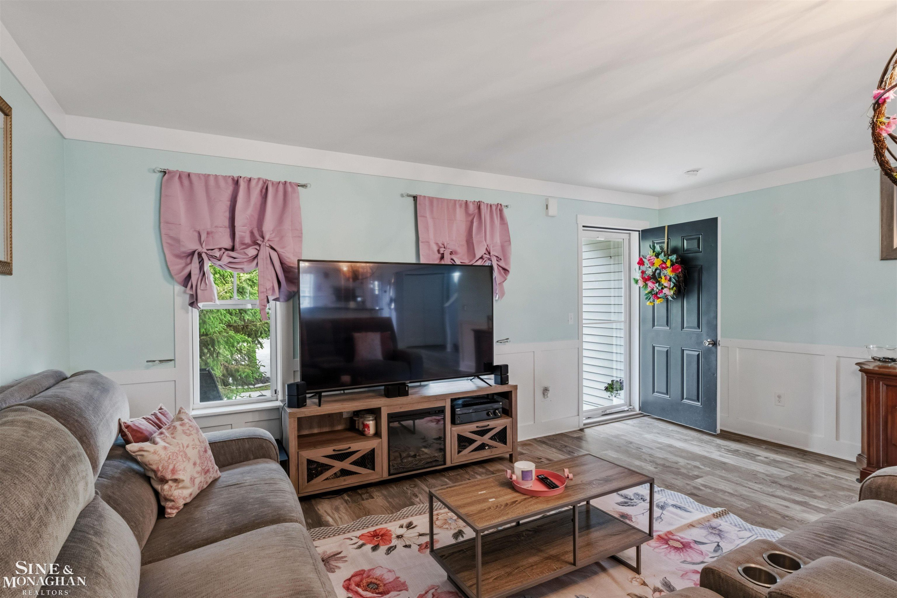 170 Merrimack Drive, Howell, MI 48843 — Photo 8
