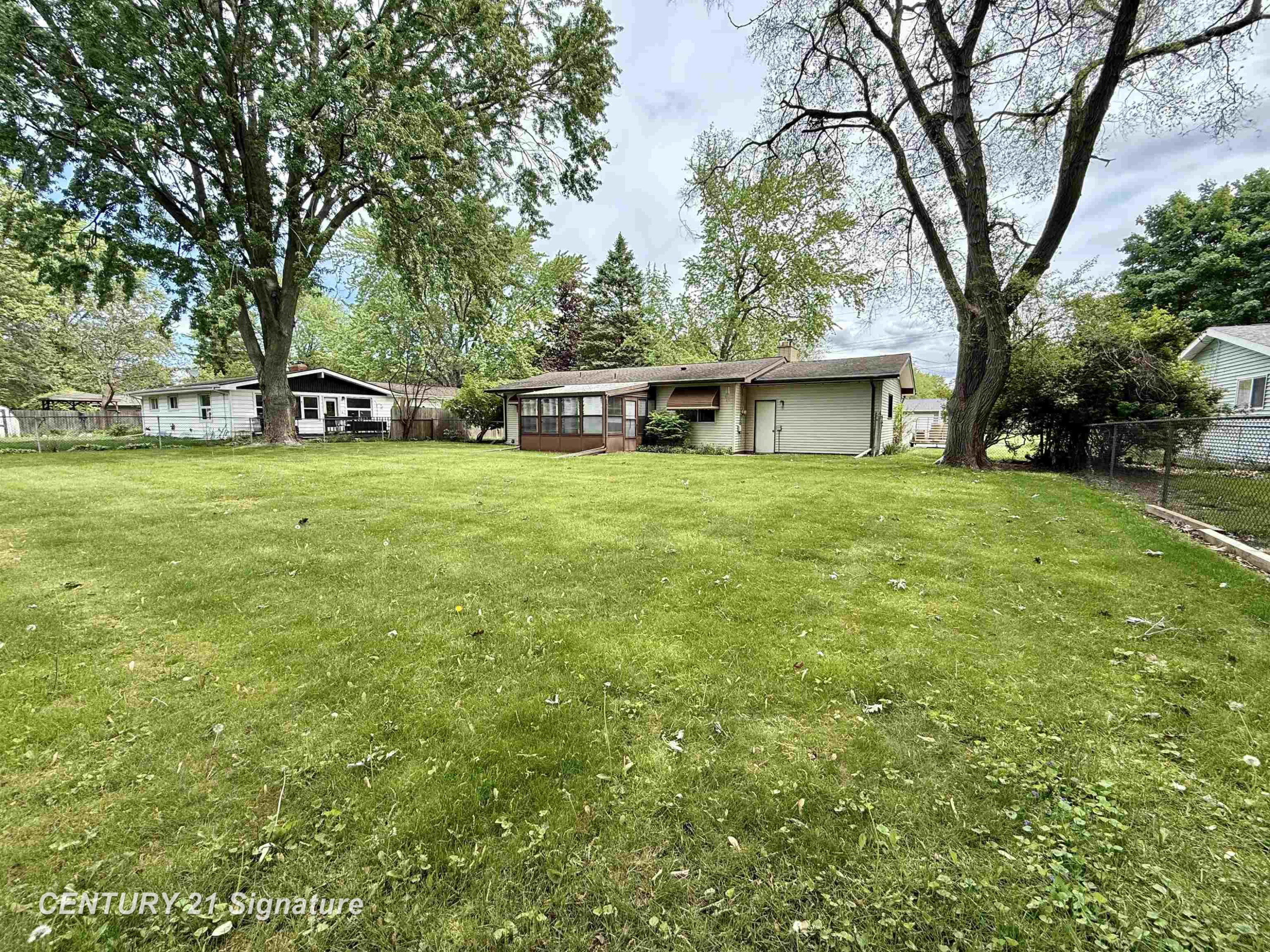 1221 Sauk Lane, Saginaw, MI 48638 — Photo 17