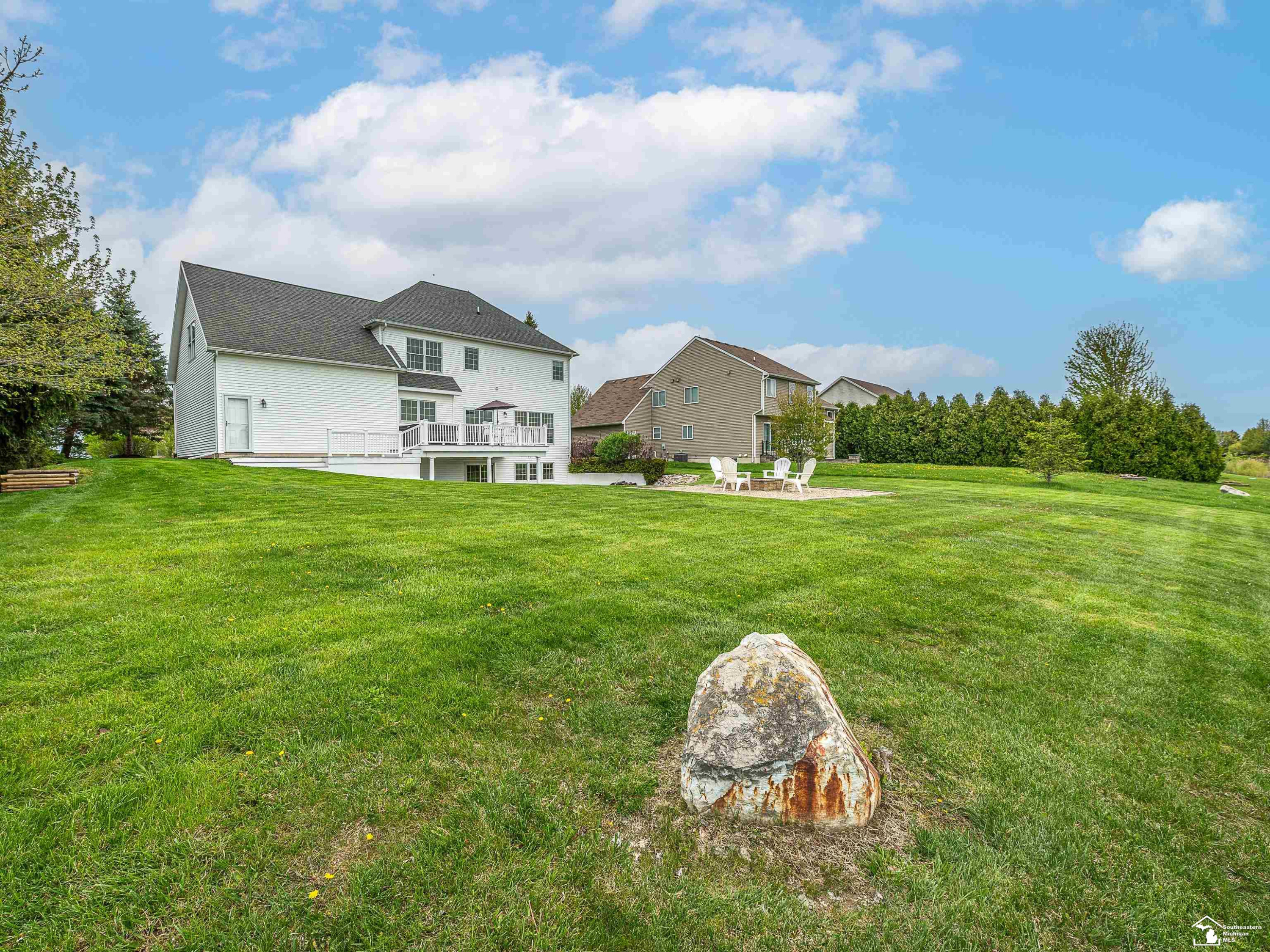 453 Corinth Circle, Dundee, MI 48131 — Photo 46