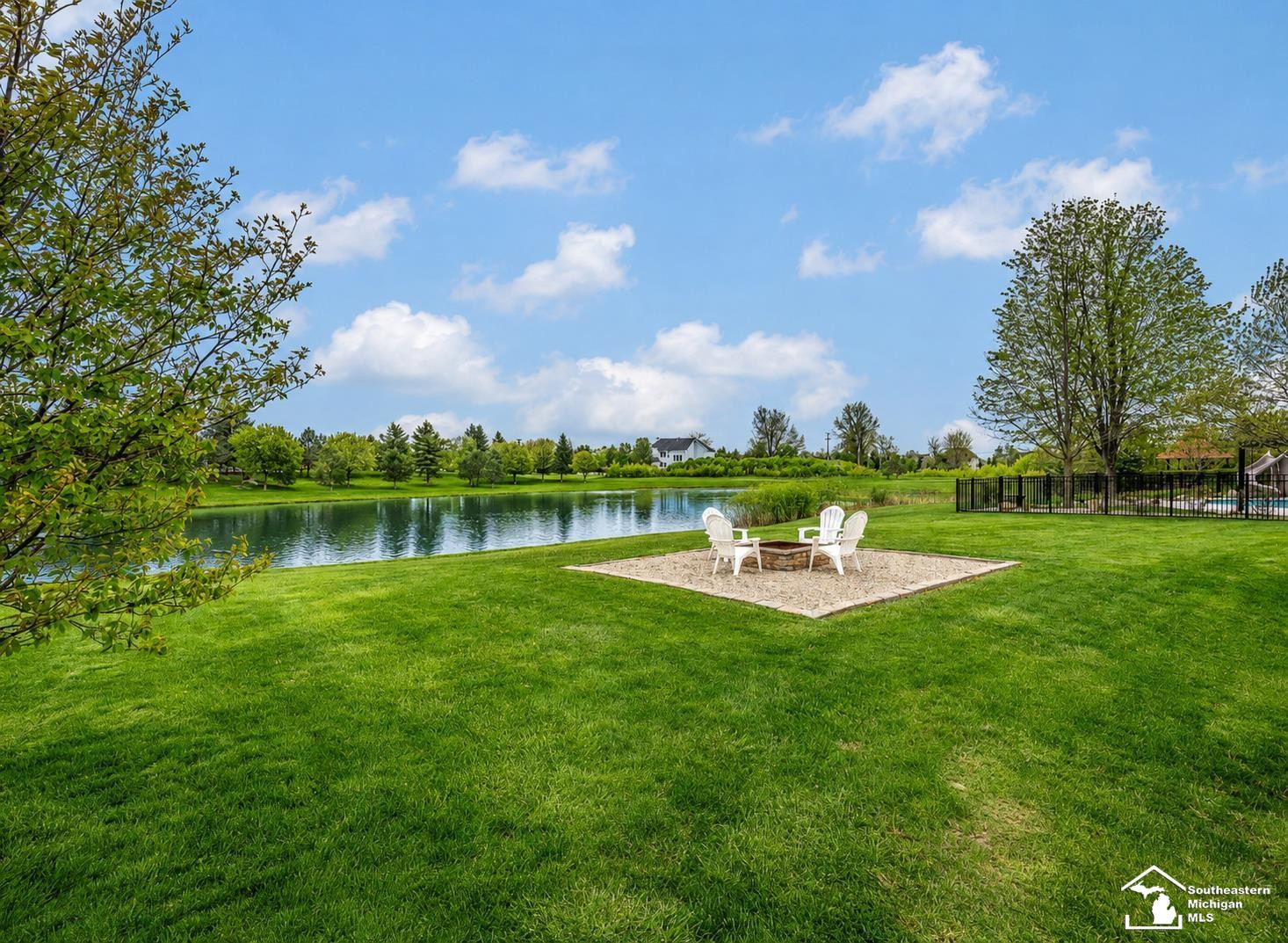 453 Corinth Circle, Dundee, MI 48131 — Photo 47