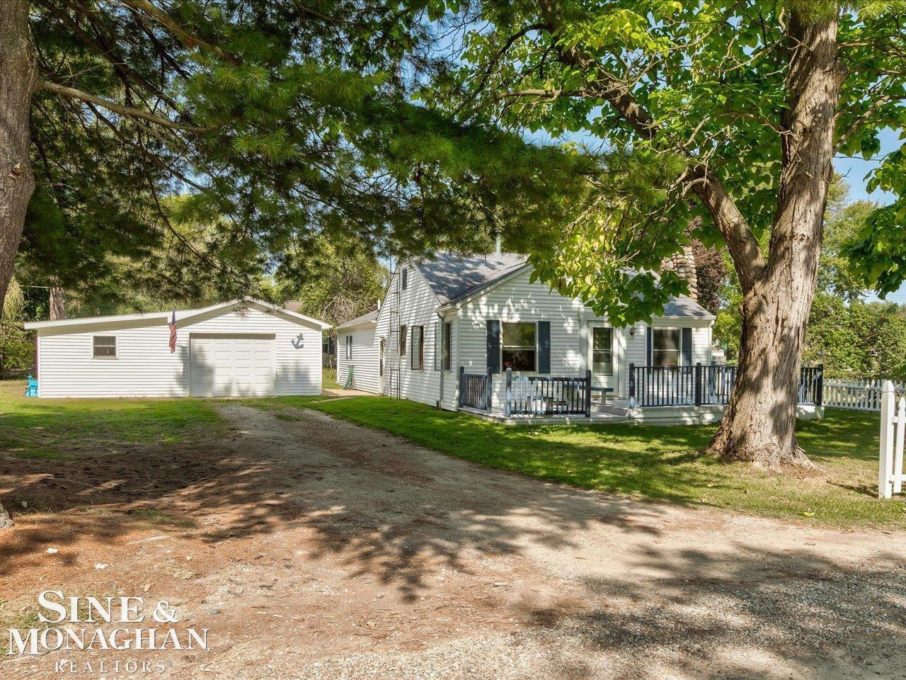 7205 Dogwood Avenue, Lexington, MI 48450 — front exterior