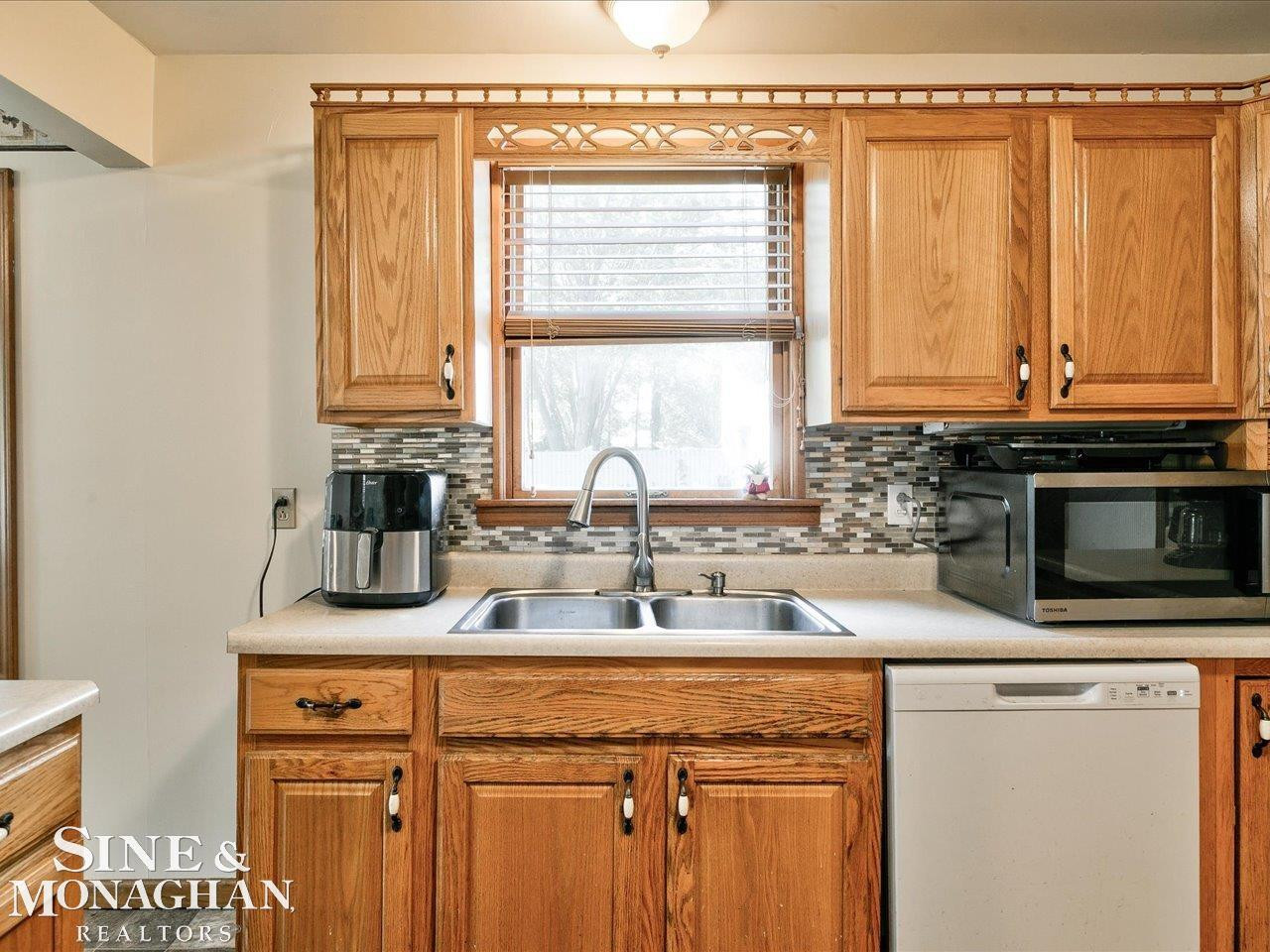 7205 Dogwood Avenue, Lexington, MI 48450 — Photo 14