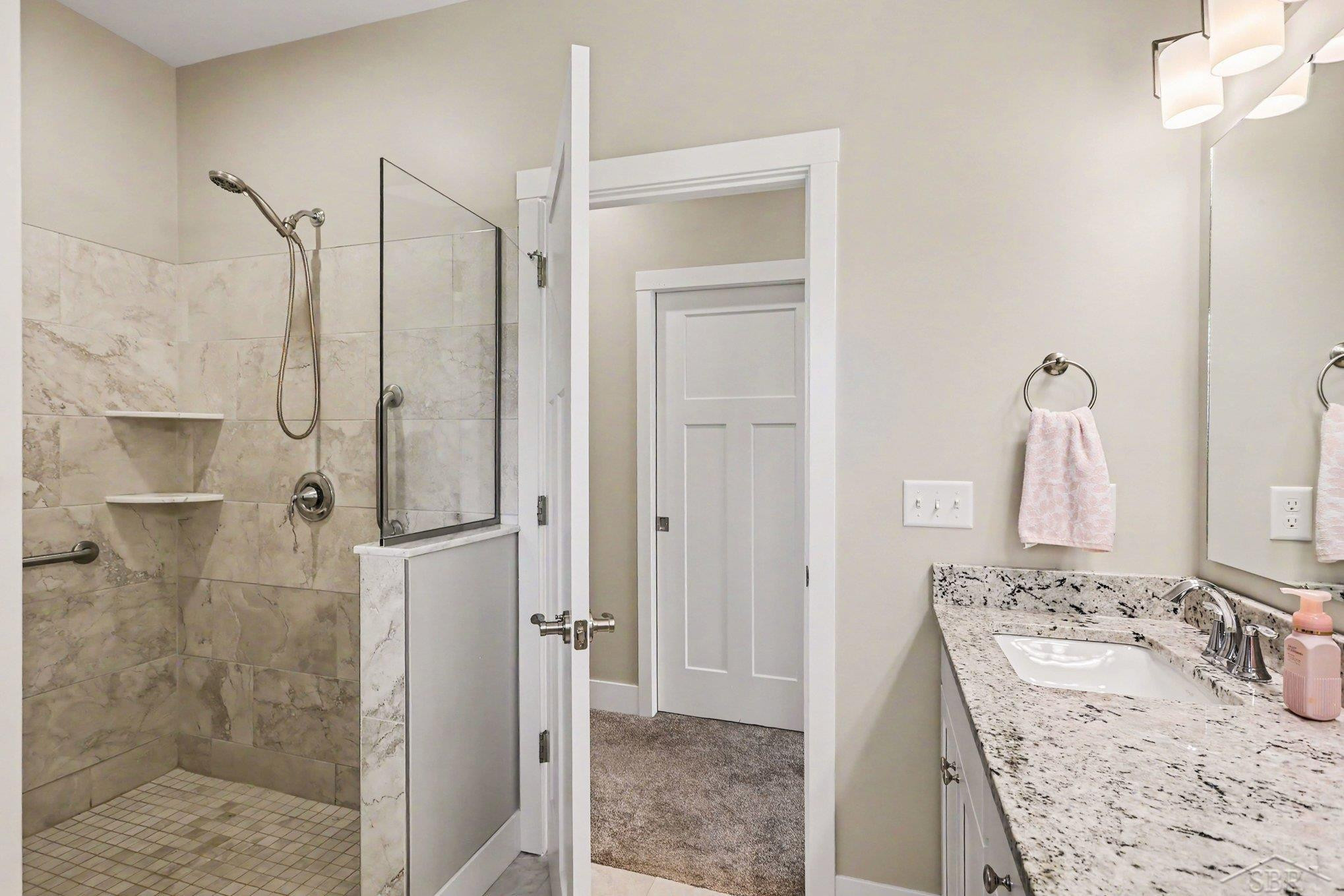 4111 Woodburn Court, Saginaw, MI 48603 — Photo 15