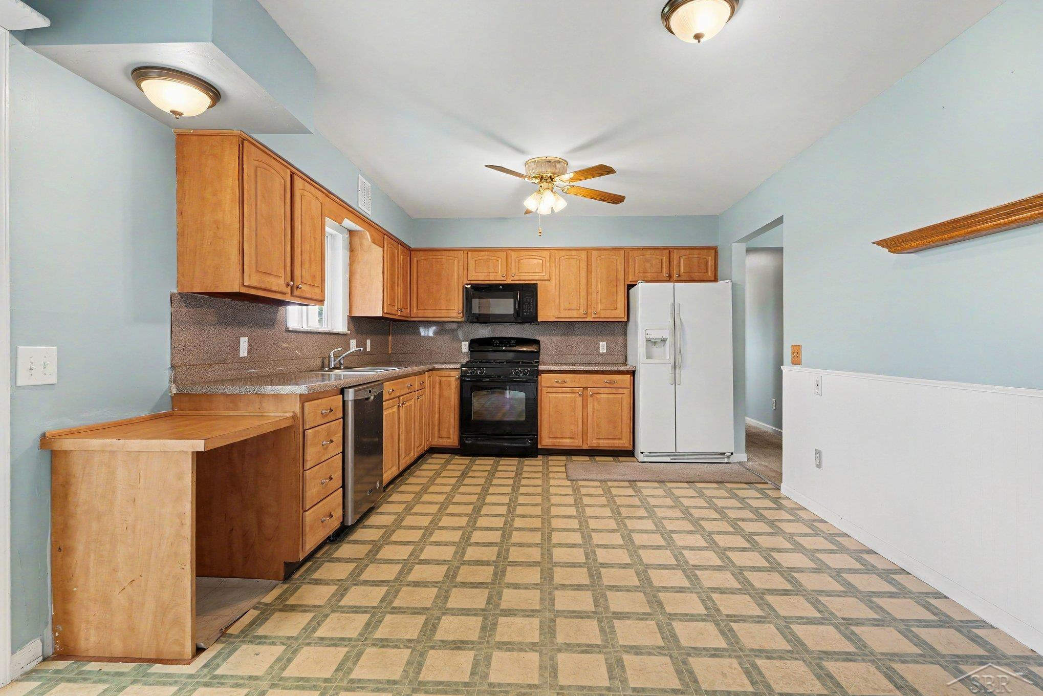 9920 Sonora Drive, Freeland, MI 48623 — Photo 5