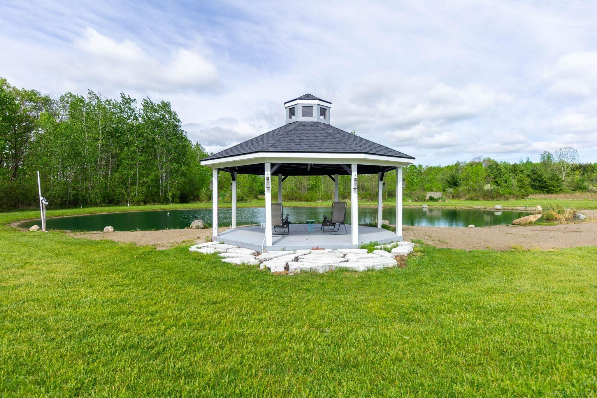 2133 Cove Road, Wales, MI — Photo 58