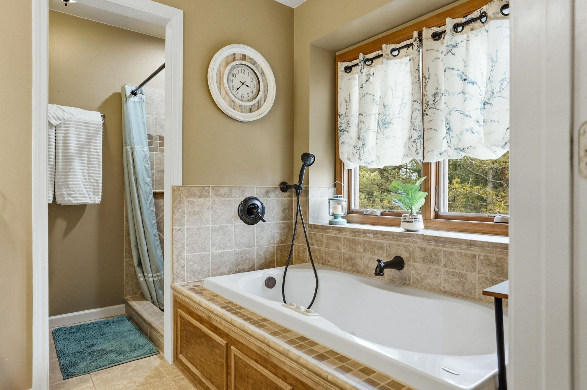 2119 E Vienna Road, Clio, MI 48420 — Photo 32