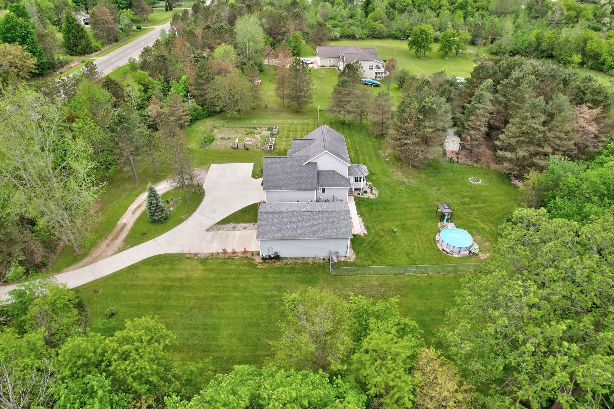 2119 E Vienna Road, Clio, MI 48420 — Photo 71