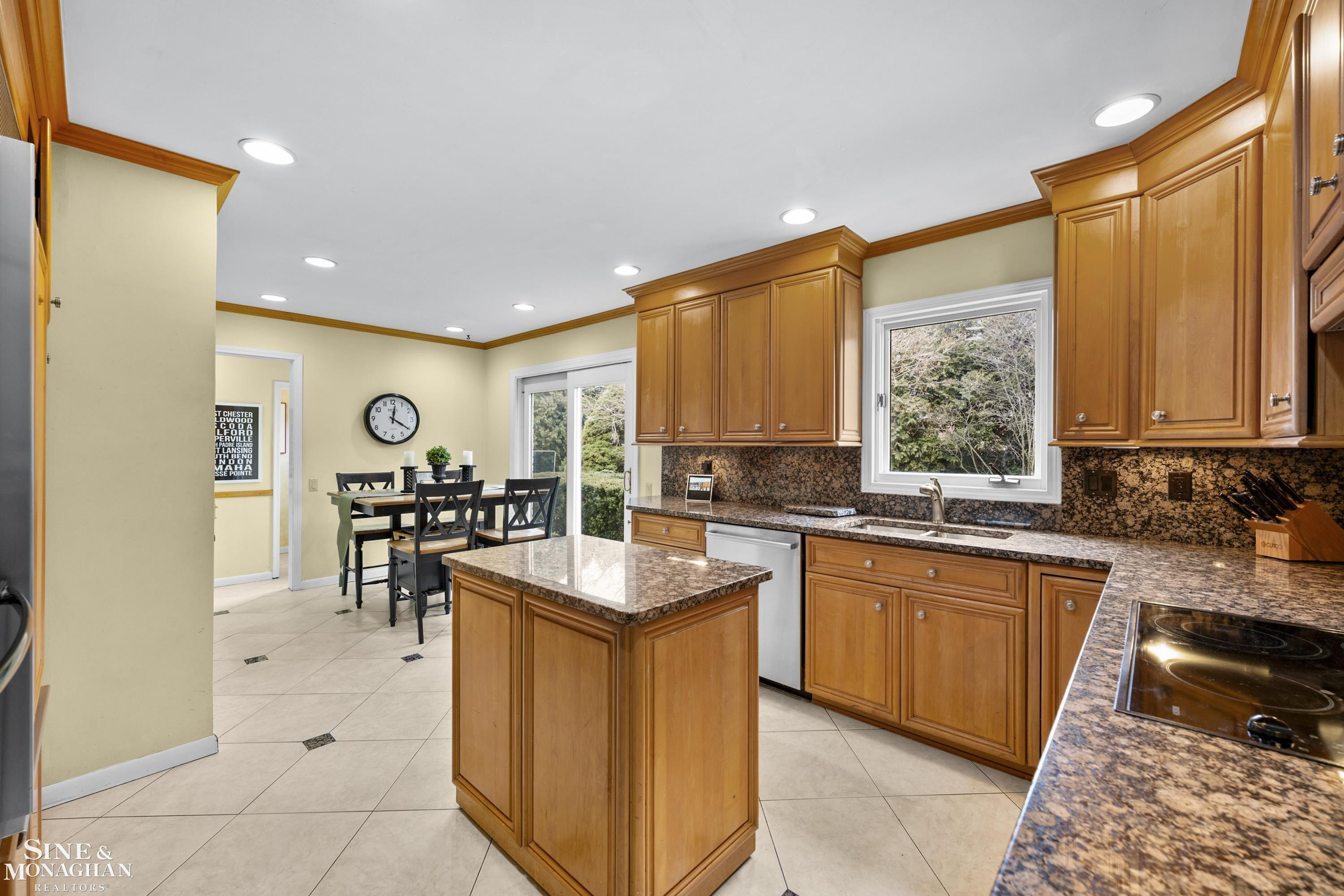 11 Wellington Place, Grosse Pointe, MI 48230 — Photo 17