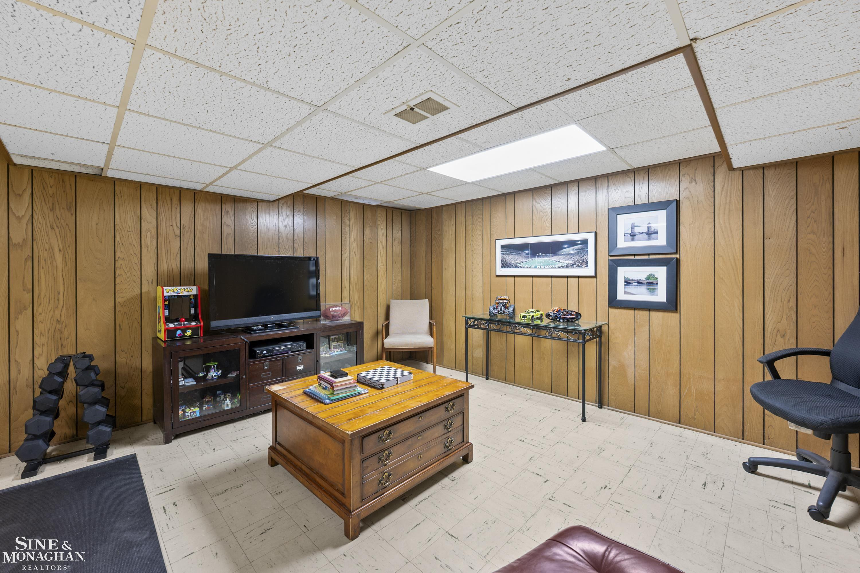 11 Wellington Place, Grosse Pointe, MI 48230 — Photo 40