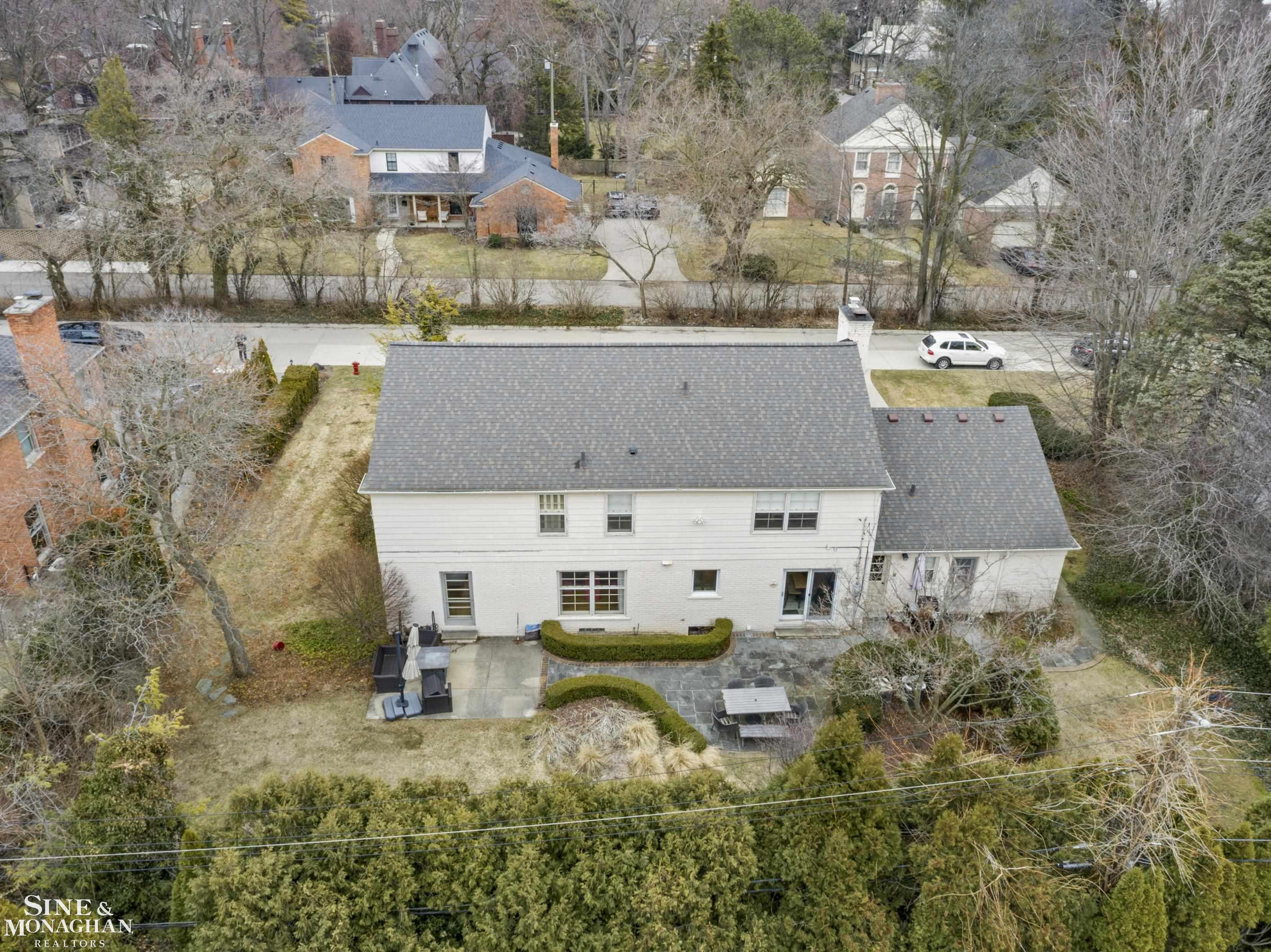 11 Wellington Place, Grosse Pointe, MI 48230 — Photo 45