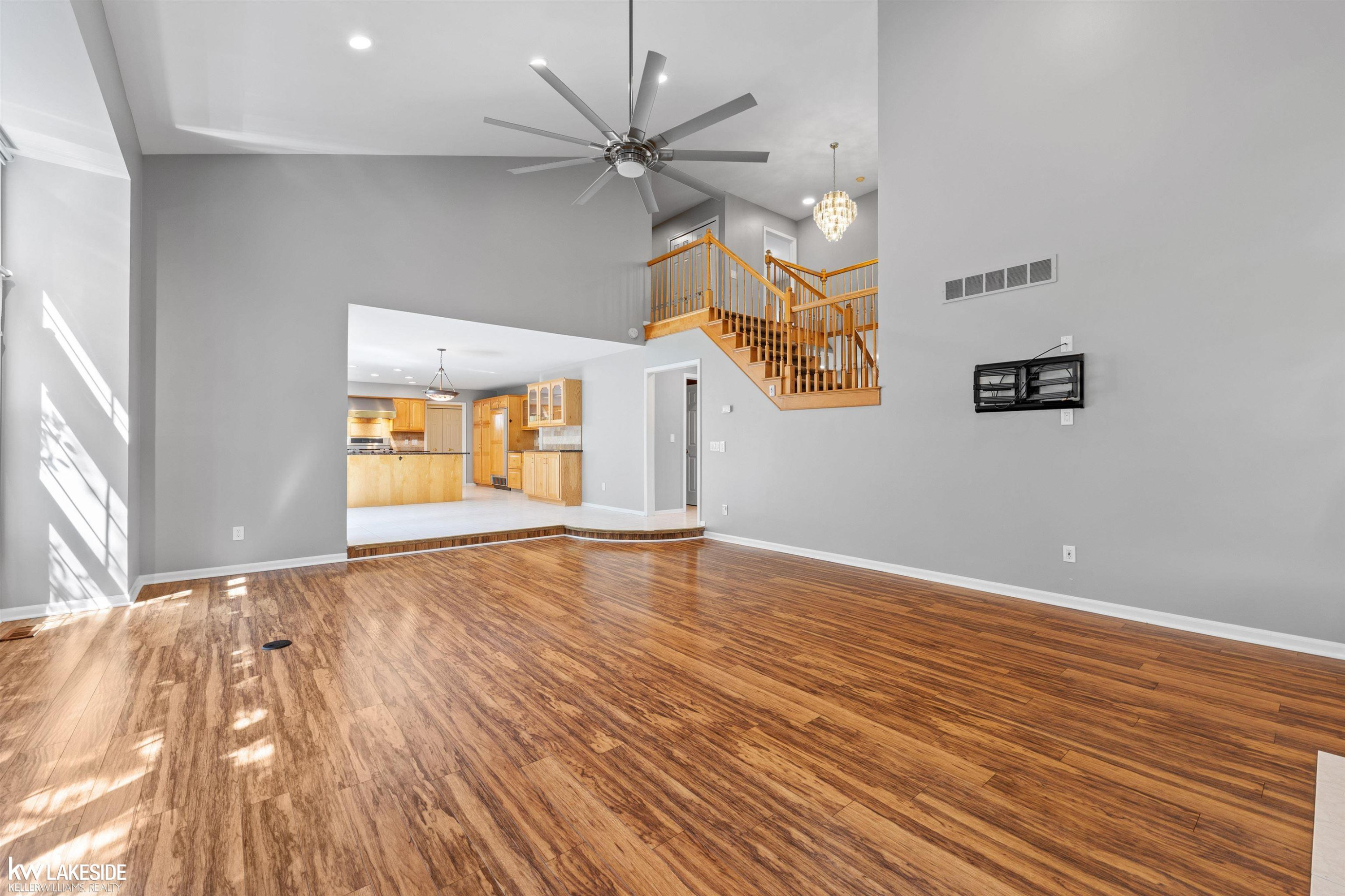 46349 Coachwood Drive, Shelby Twp, MI 48315 — Photo 17