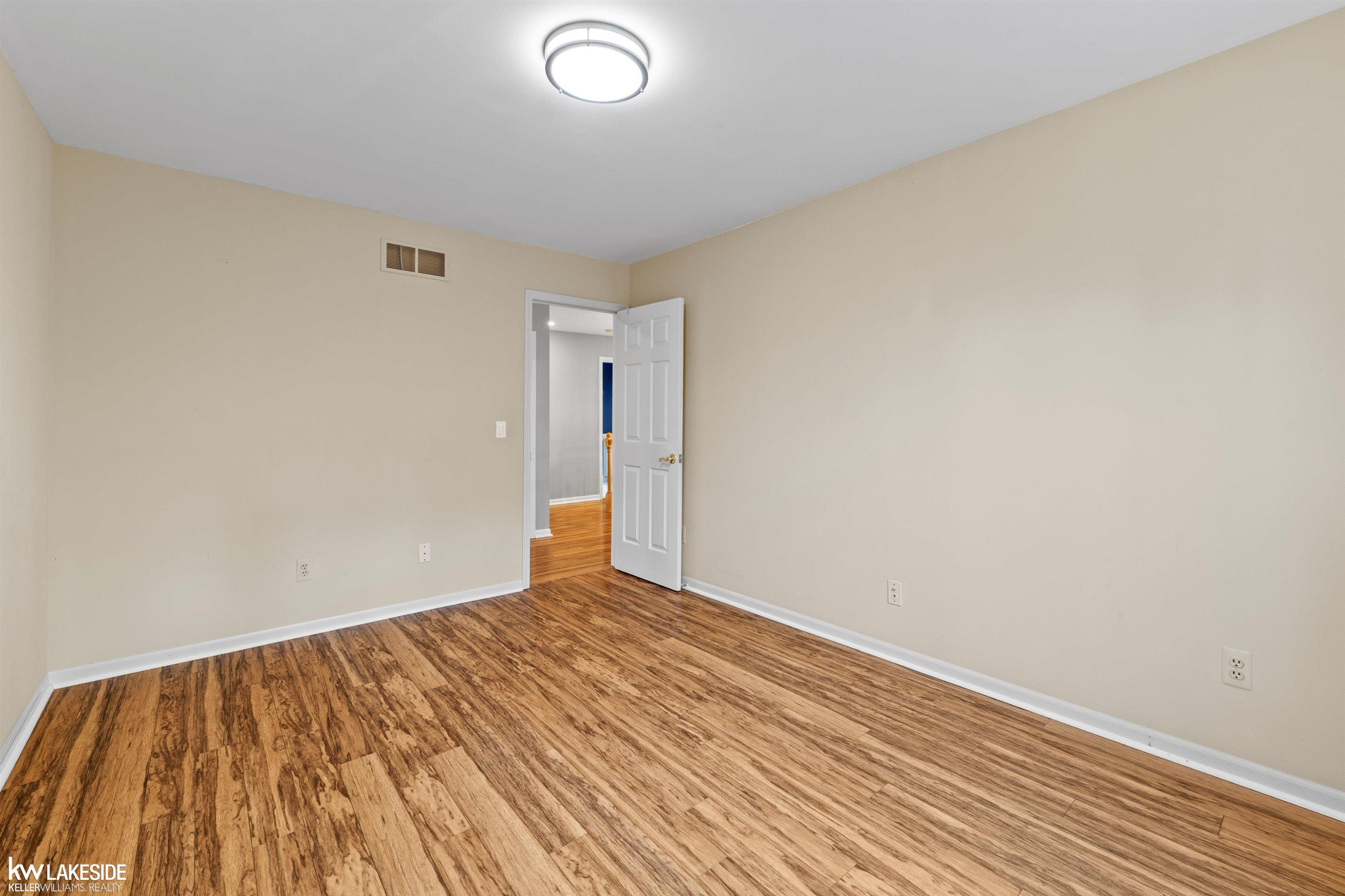 46349 Coachwood Drive, Shelby Twp, MI 48315 — Photo 30
