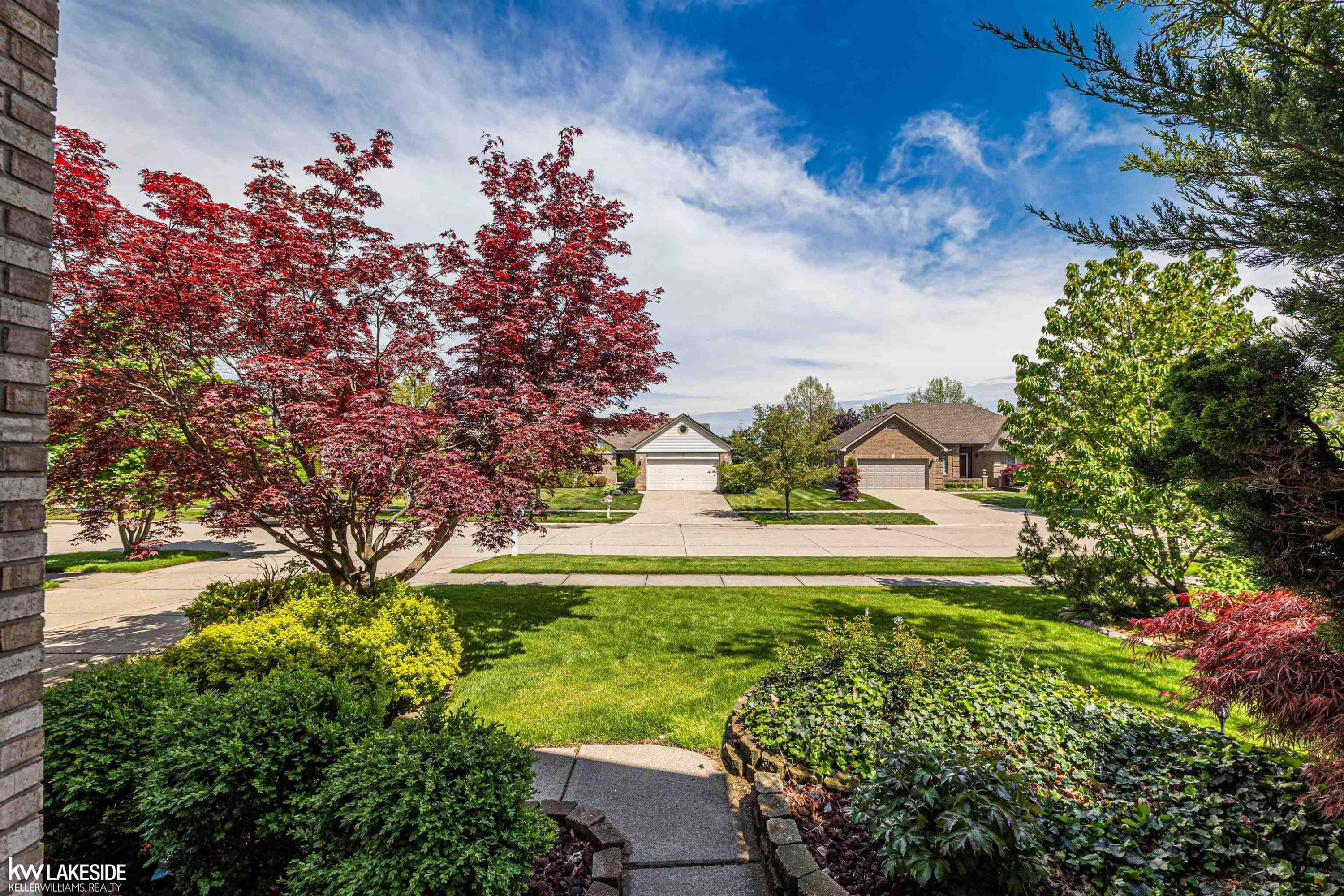 46349 Coachwood Drive, Shelby Twp, MI 48315 — Photo 46
