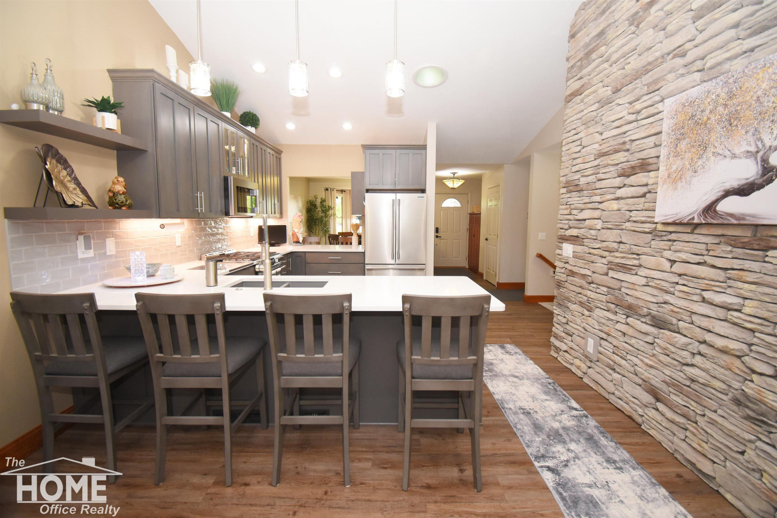 980 Chipman Lane, Owosso, MI 48867 — Photo 2