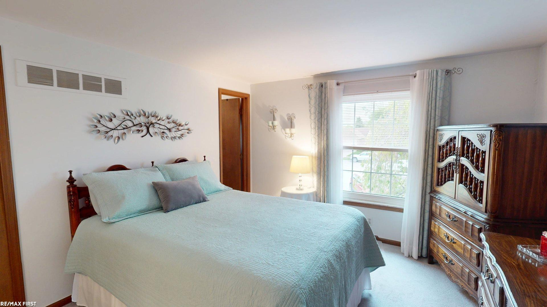 15995 Quail Court, Macomb, MI 48044 — Photo 13