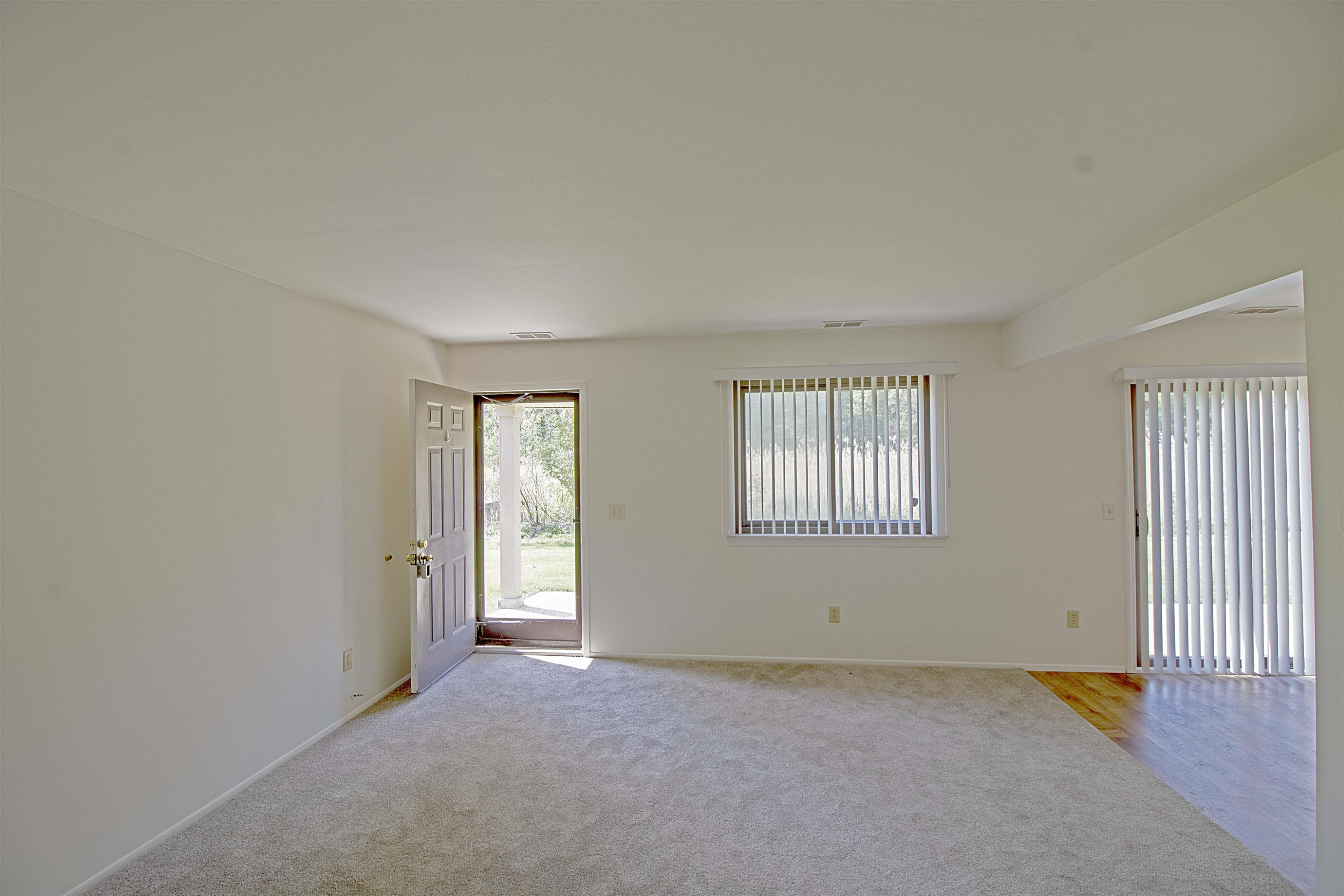 50012 S Angelo Court, New Baltimore, MI 48047 — Photo 10