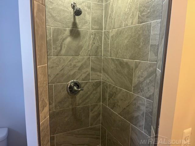 53431 Ruann Drive, MI 48316 — Photo 17