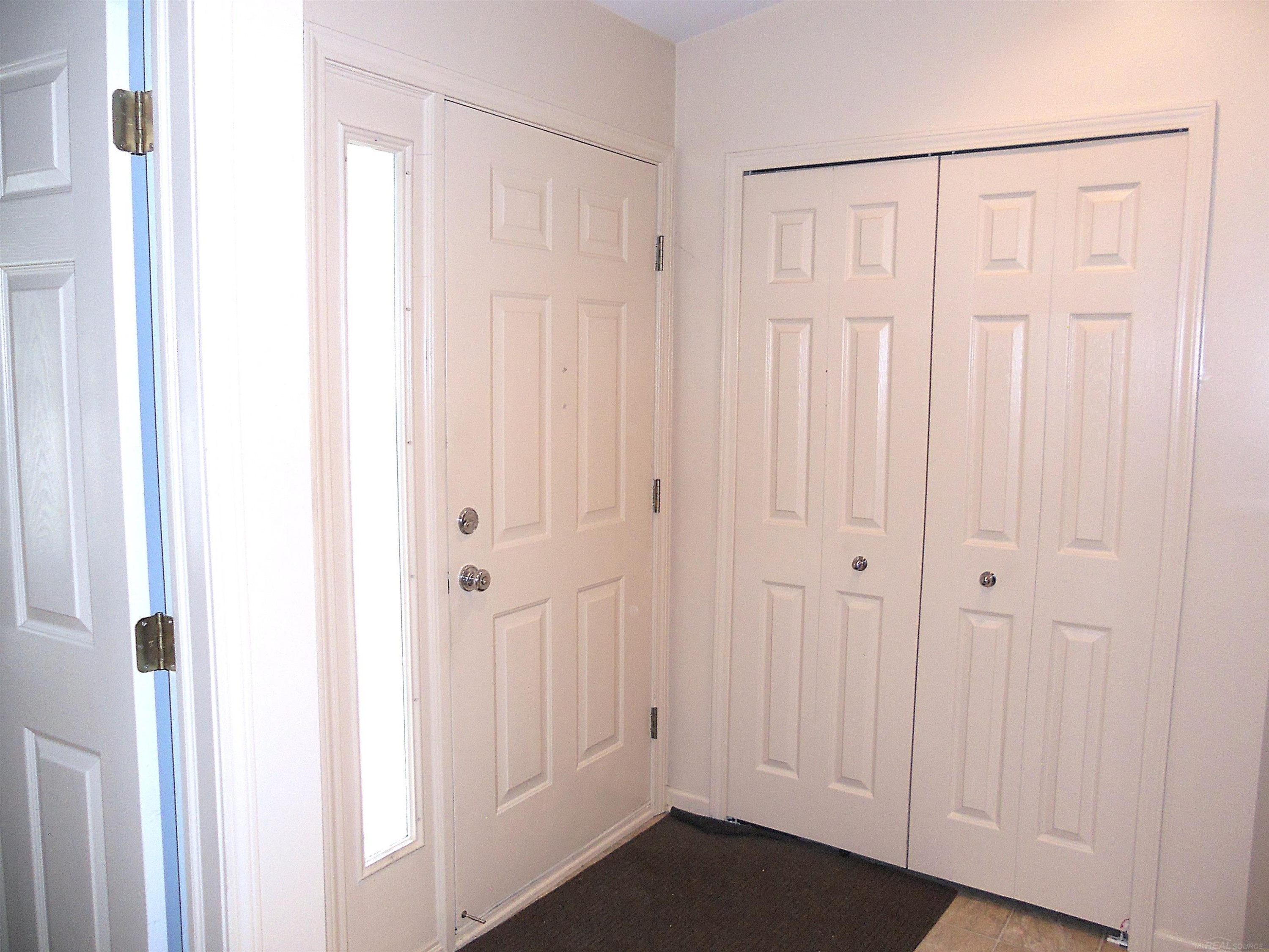 7130 POPLAR Drive, Ypsilanti, MI 48197 — Photo 23