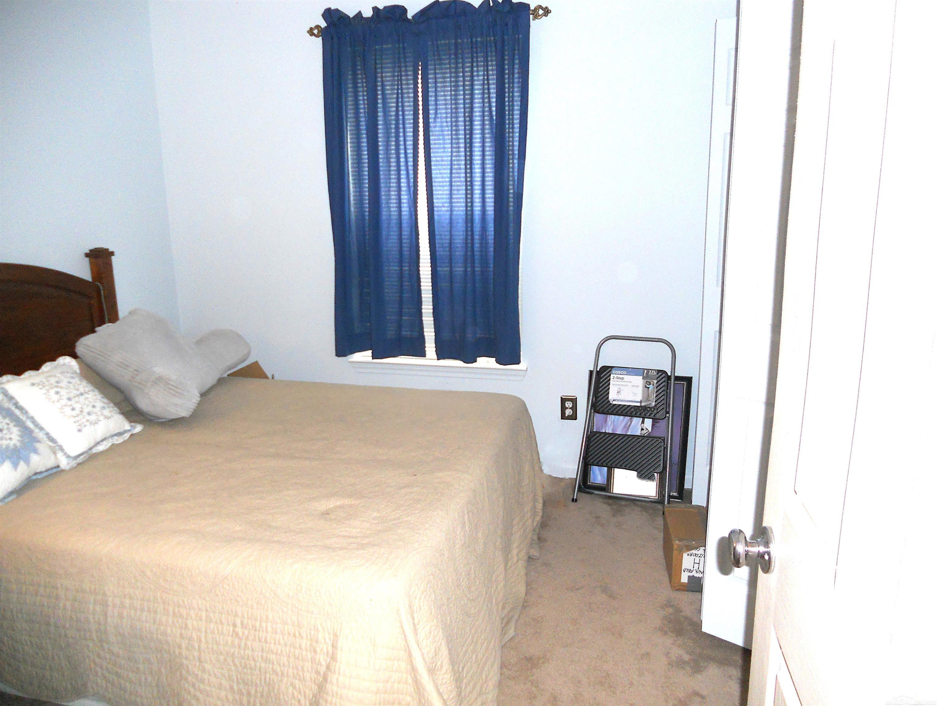 7130 POPLAR Drive, Ypsilanti, MI 48197 — Photo 32